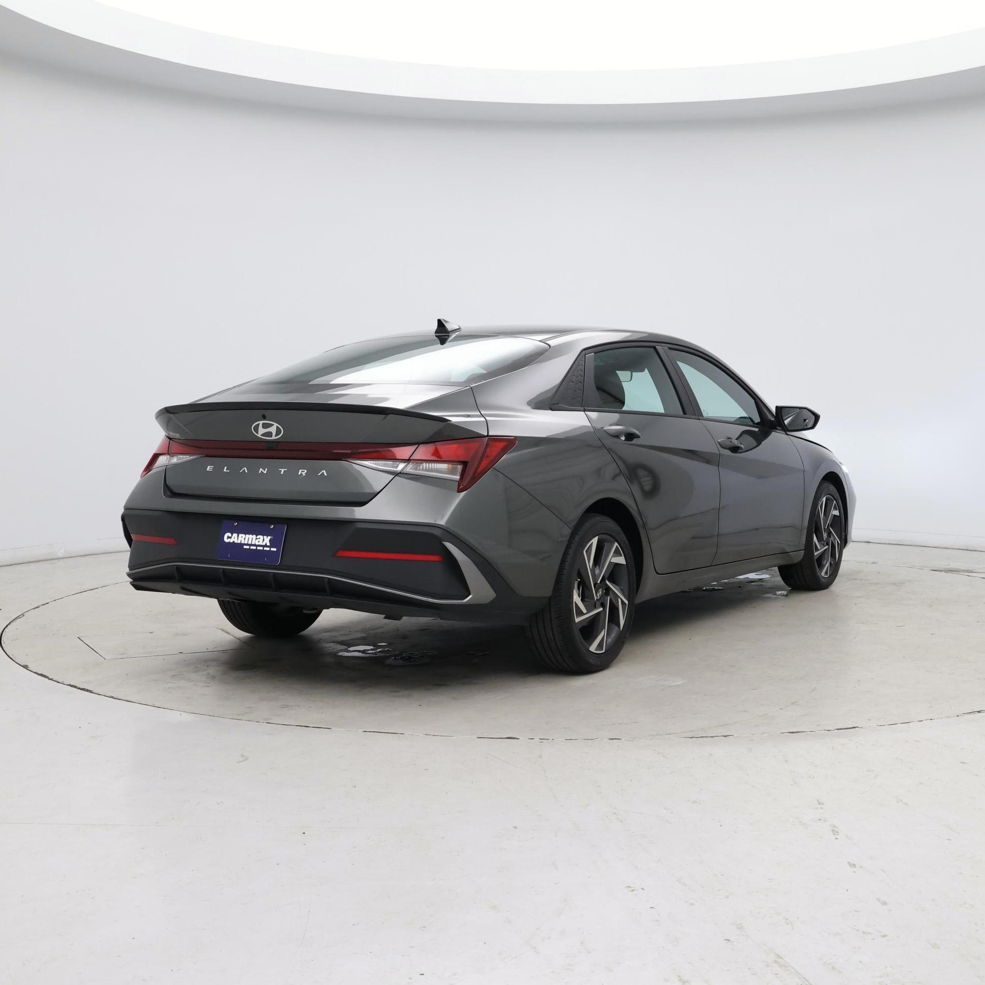 Thumbnail: 2025 Hyundai Elantra - 8