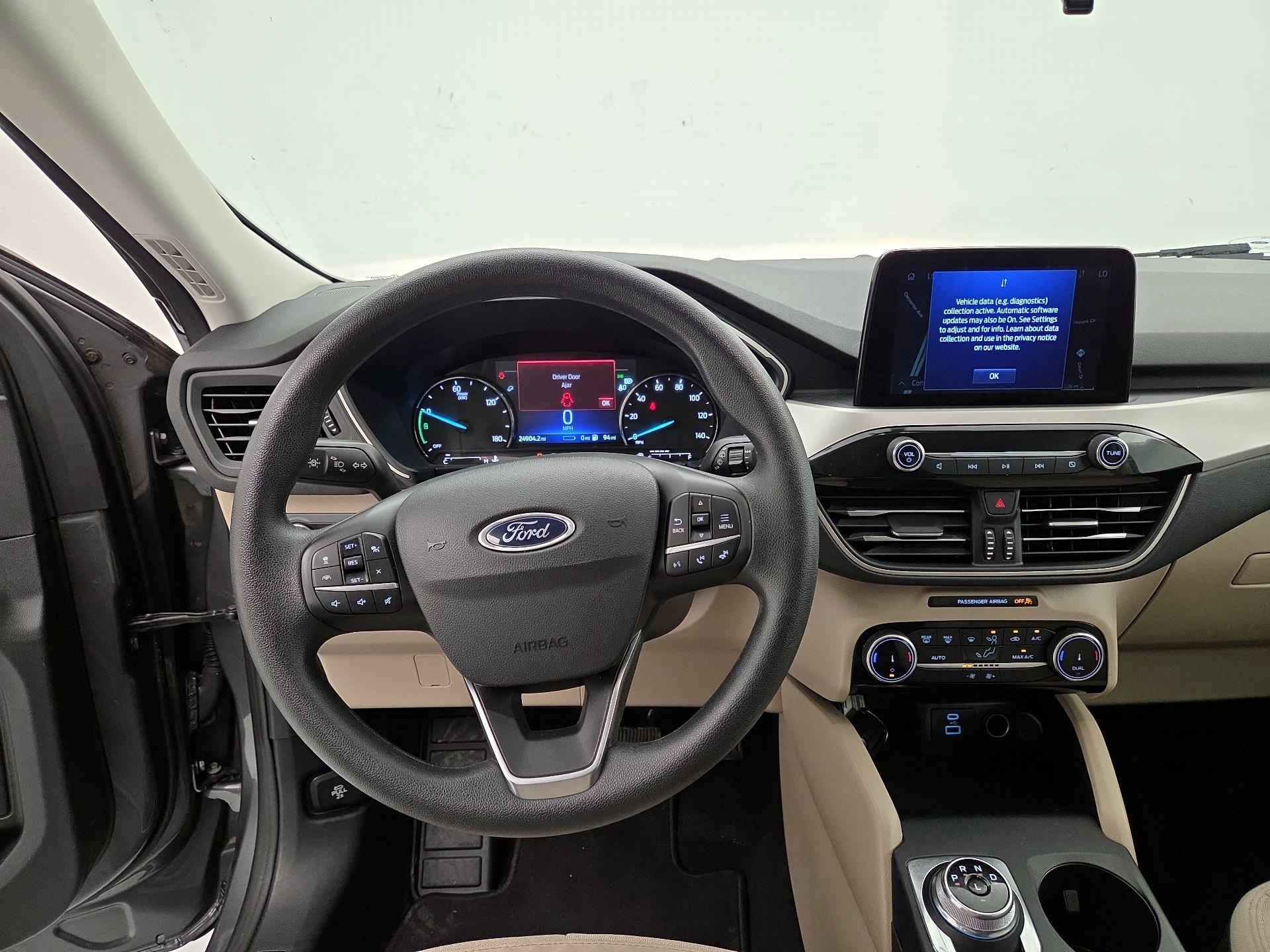 Thumbnail: 2022 Ford Escape - 9