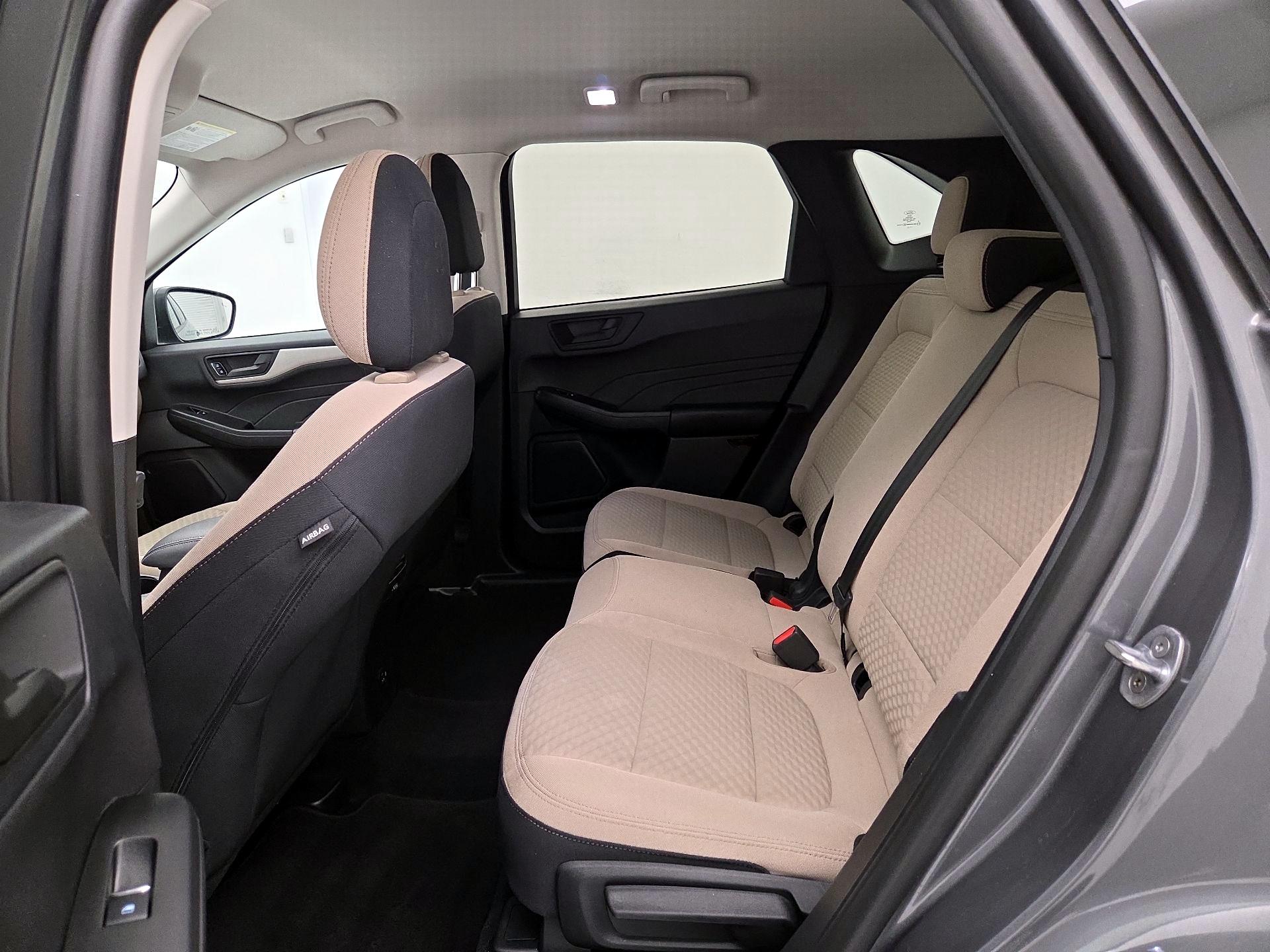 Thumbnail: 2022 Ford Escape - 20