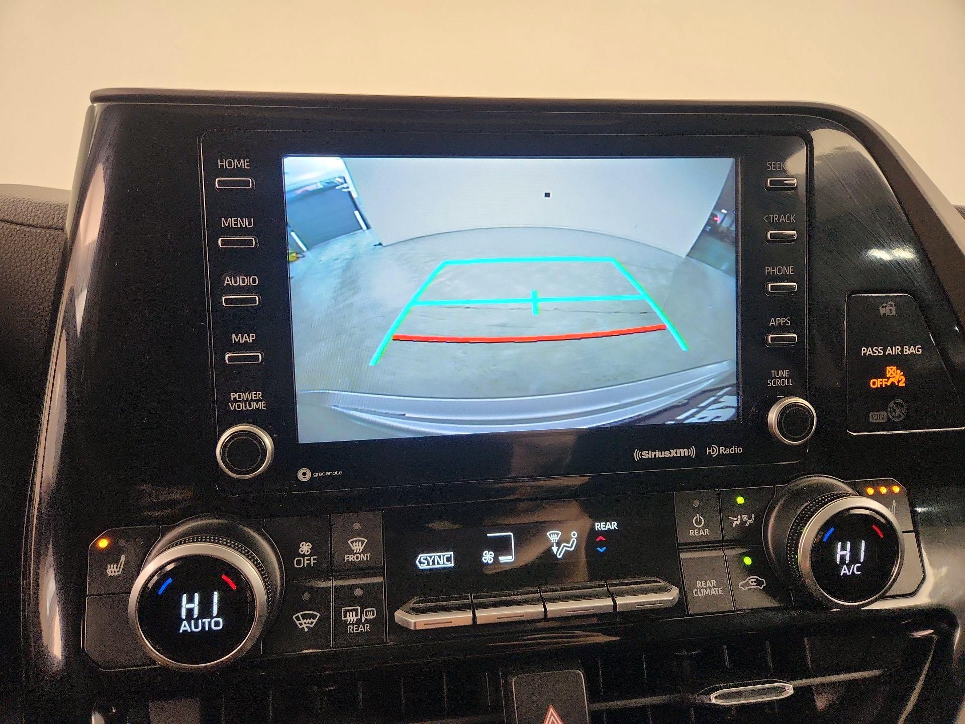 Thumbnail: 2022 Toyota Highlander - 14