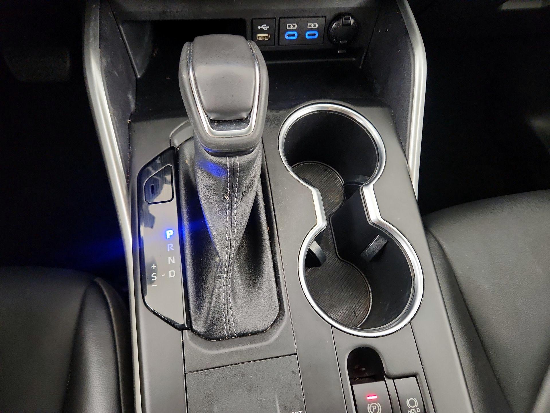 Thumbnail: 2022 Toyota Highlander - 17