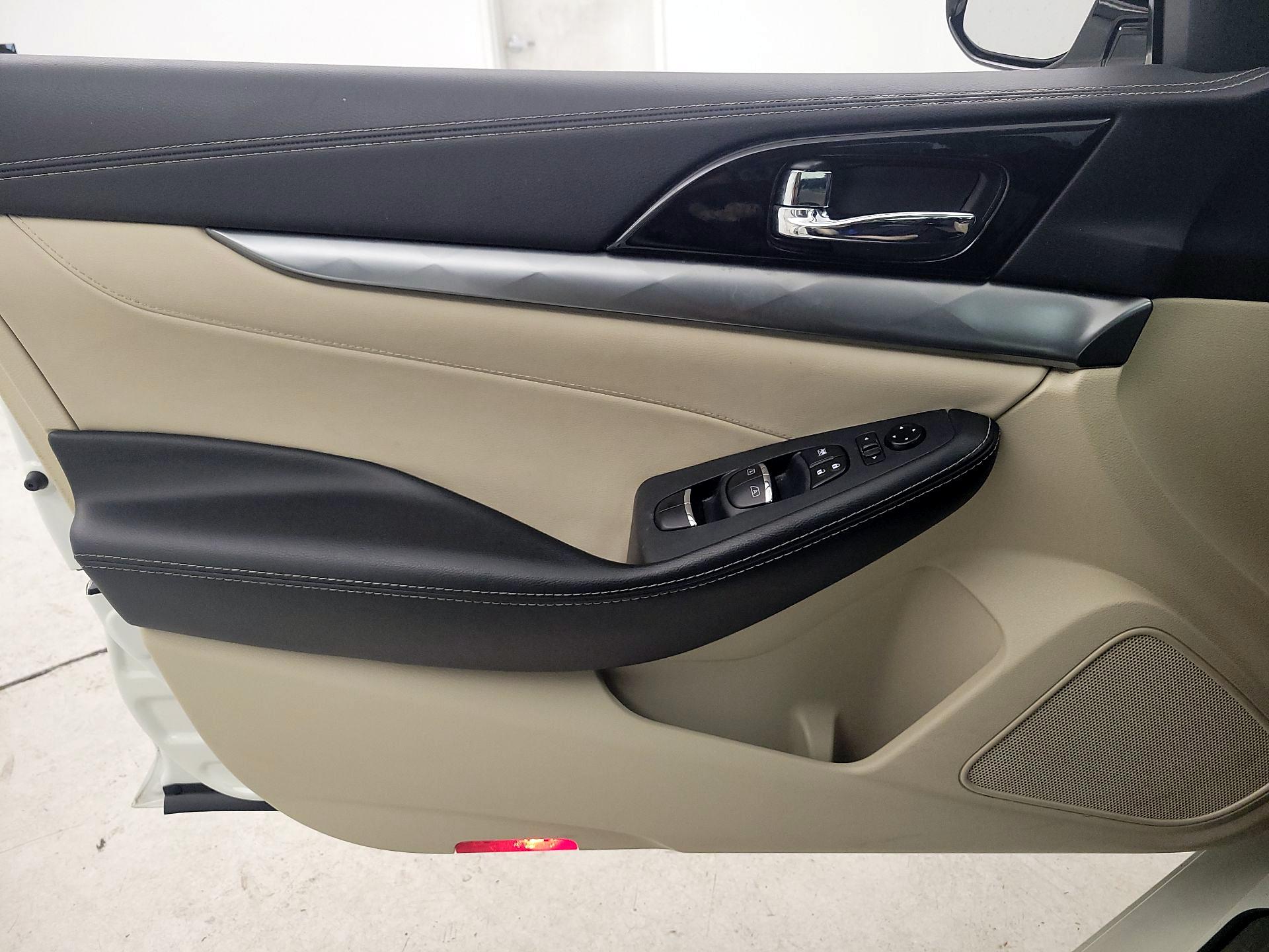 Thumbnail: 2023 Nissan Maxima - 12