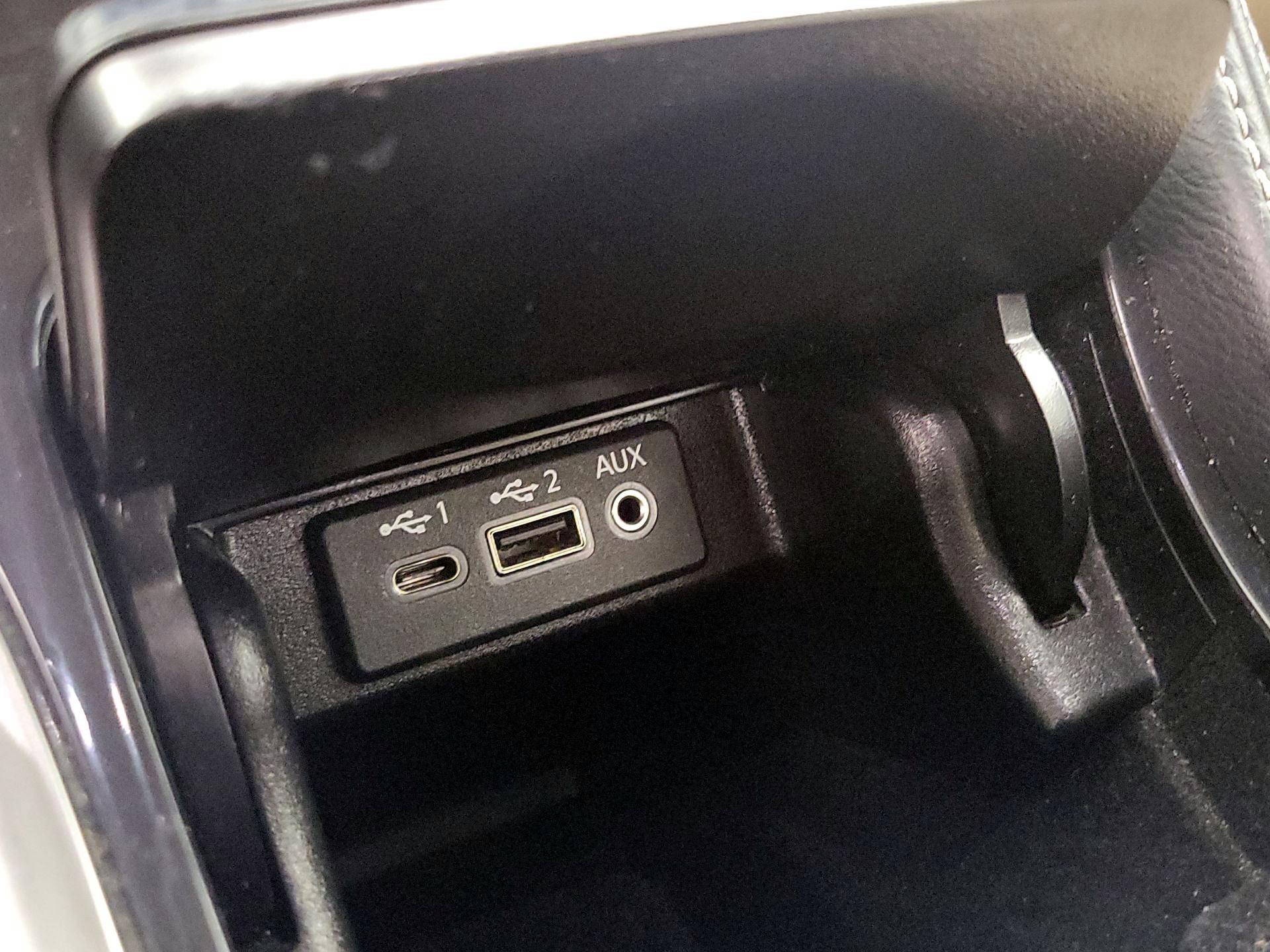 Thumbnail: 2023 Nissan Maxima - 19