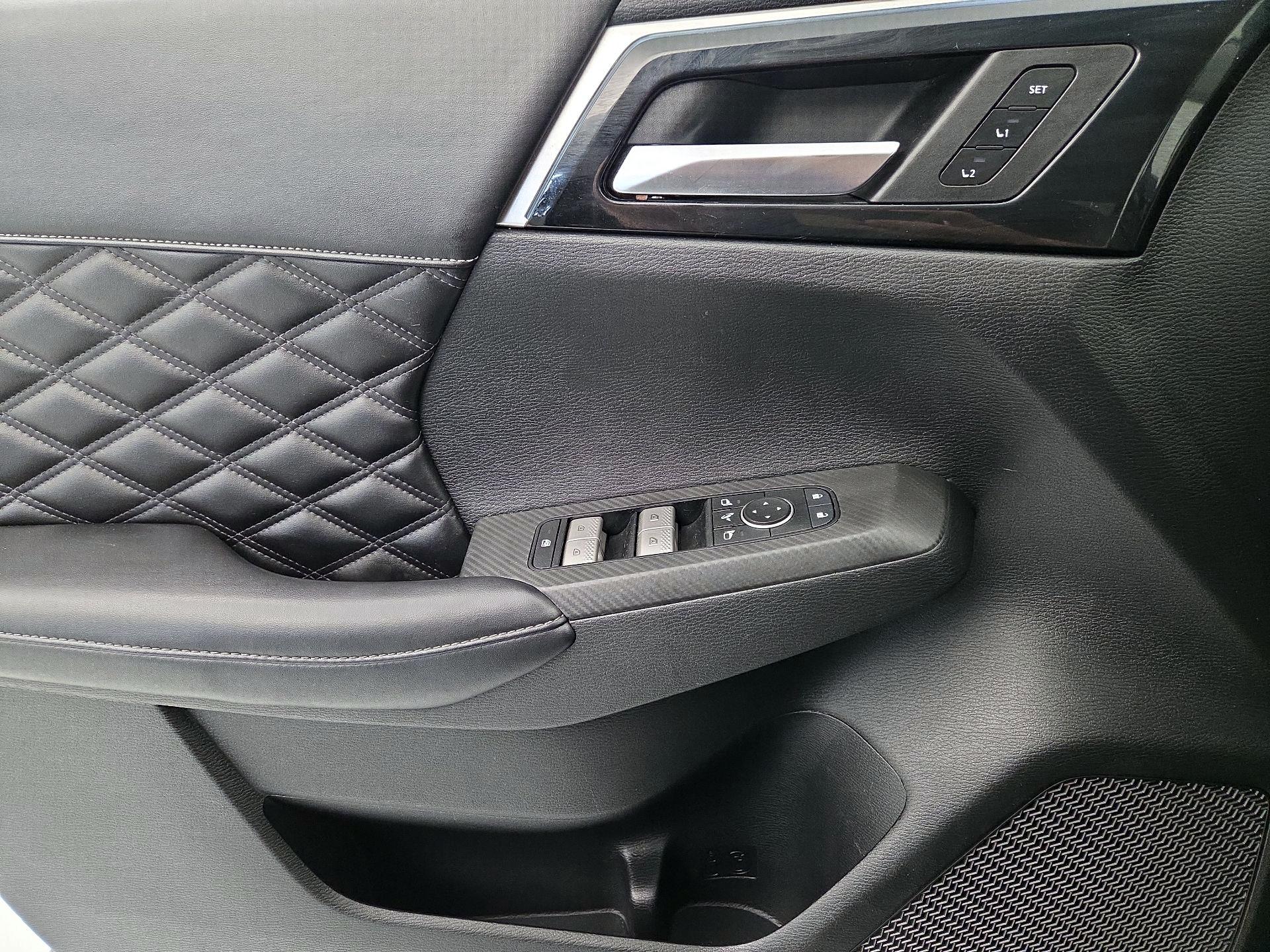 Thumbnail: 2022 Mitsubishi Outlander - 12