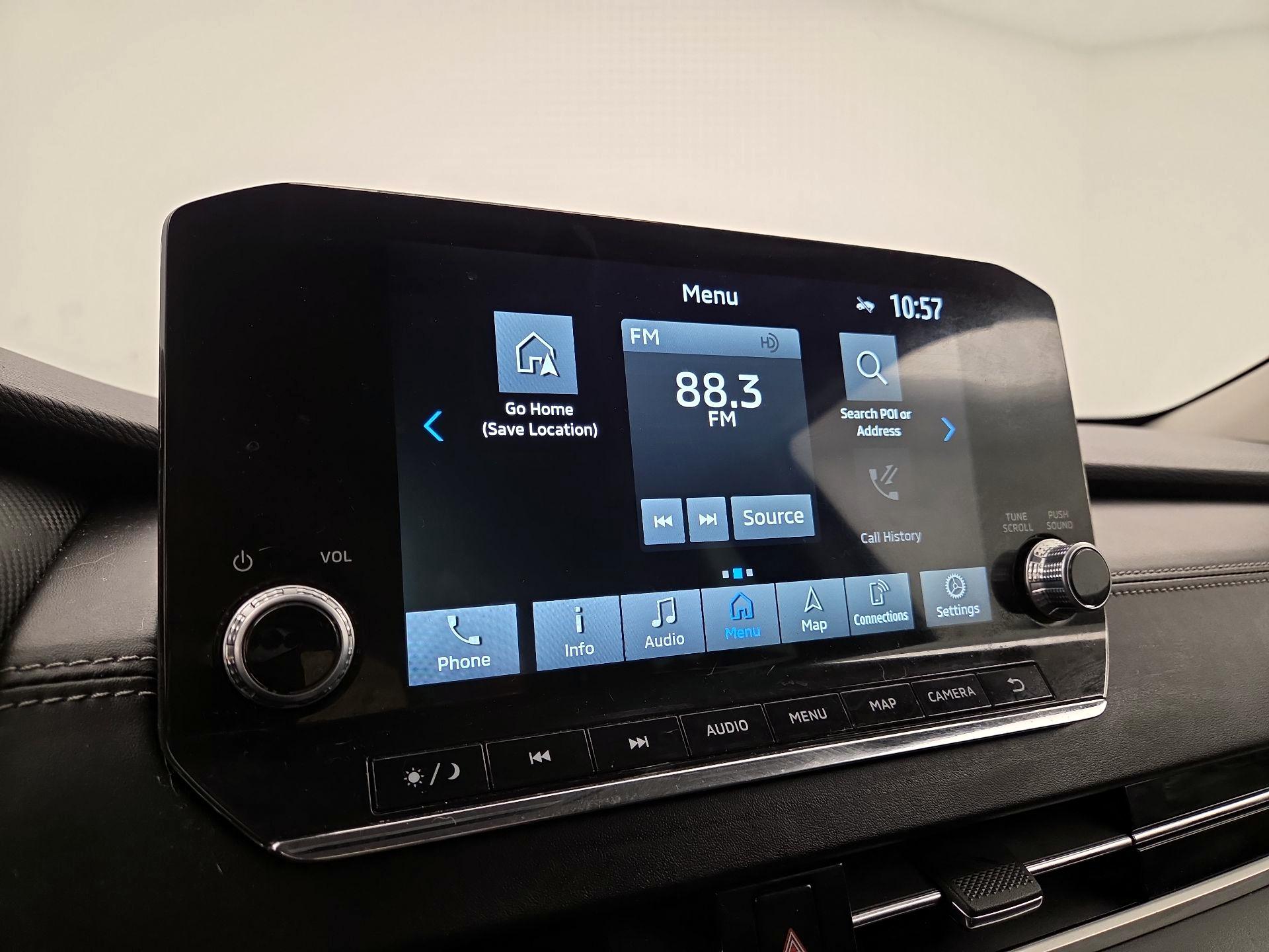 Thumbnail: 2022 Mitsubishi Outlander - 16