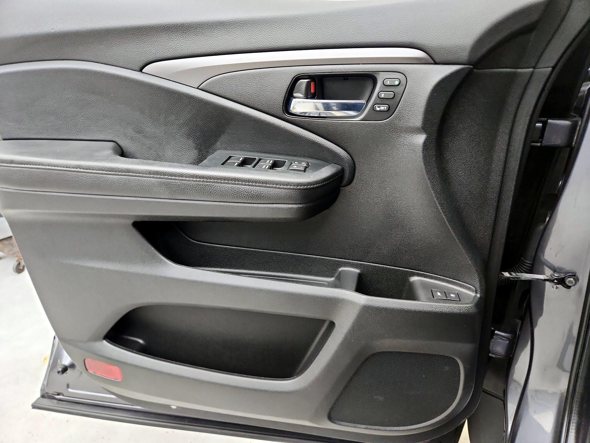 Thumbnail: 2021 Honda Passport - 12