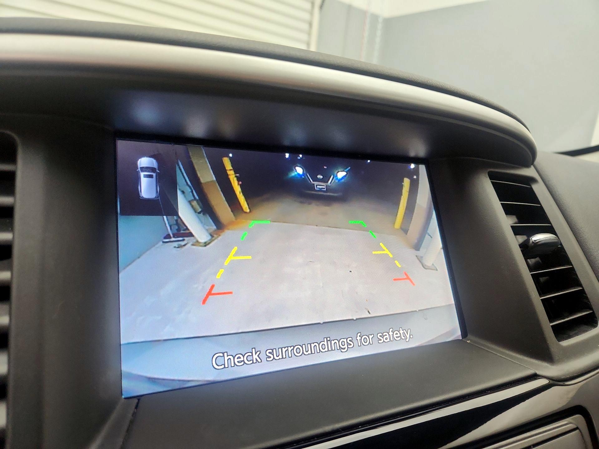 Thumbnail: 2020 Nissan Pathfinder - 14