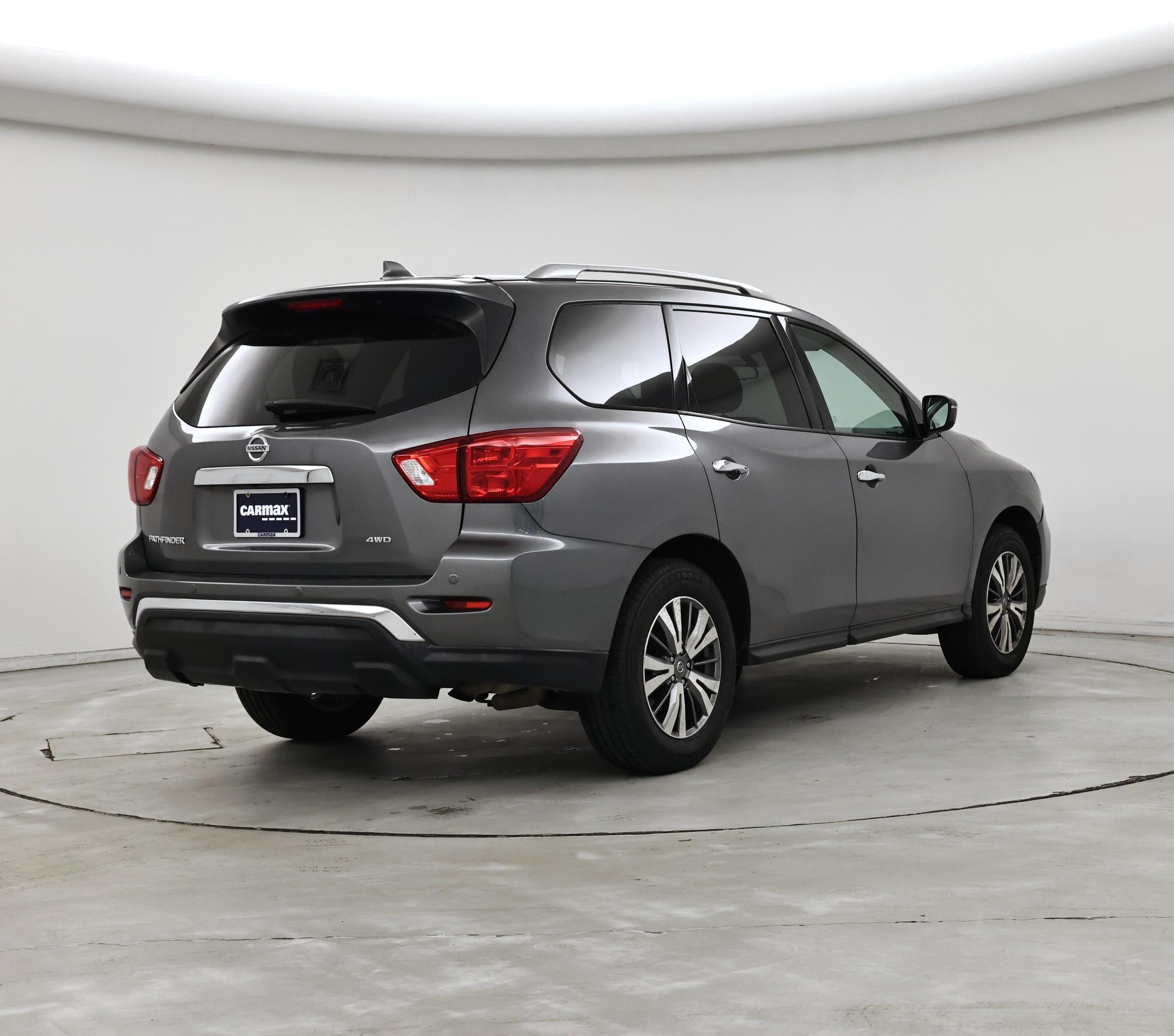 Thumbnail: 2020 Nissan Pathfinder - 8