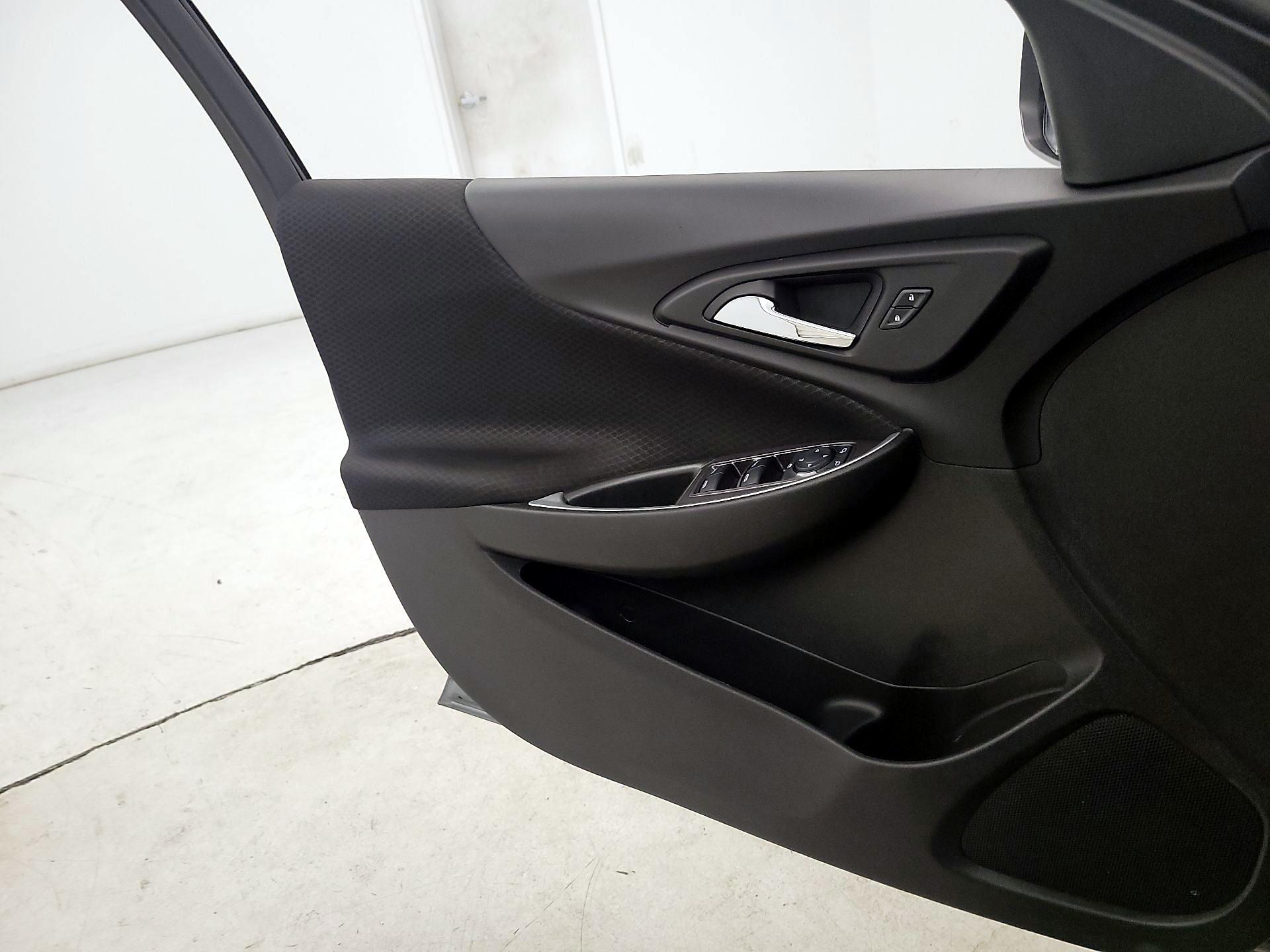 Thumbnail: 2023 Chevrolet Malibu - 12