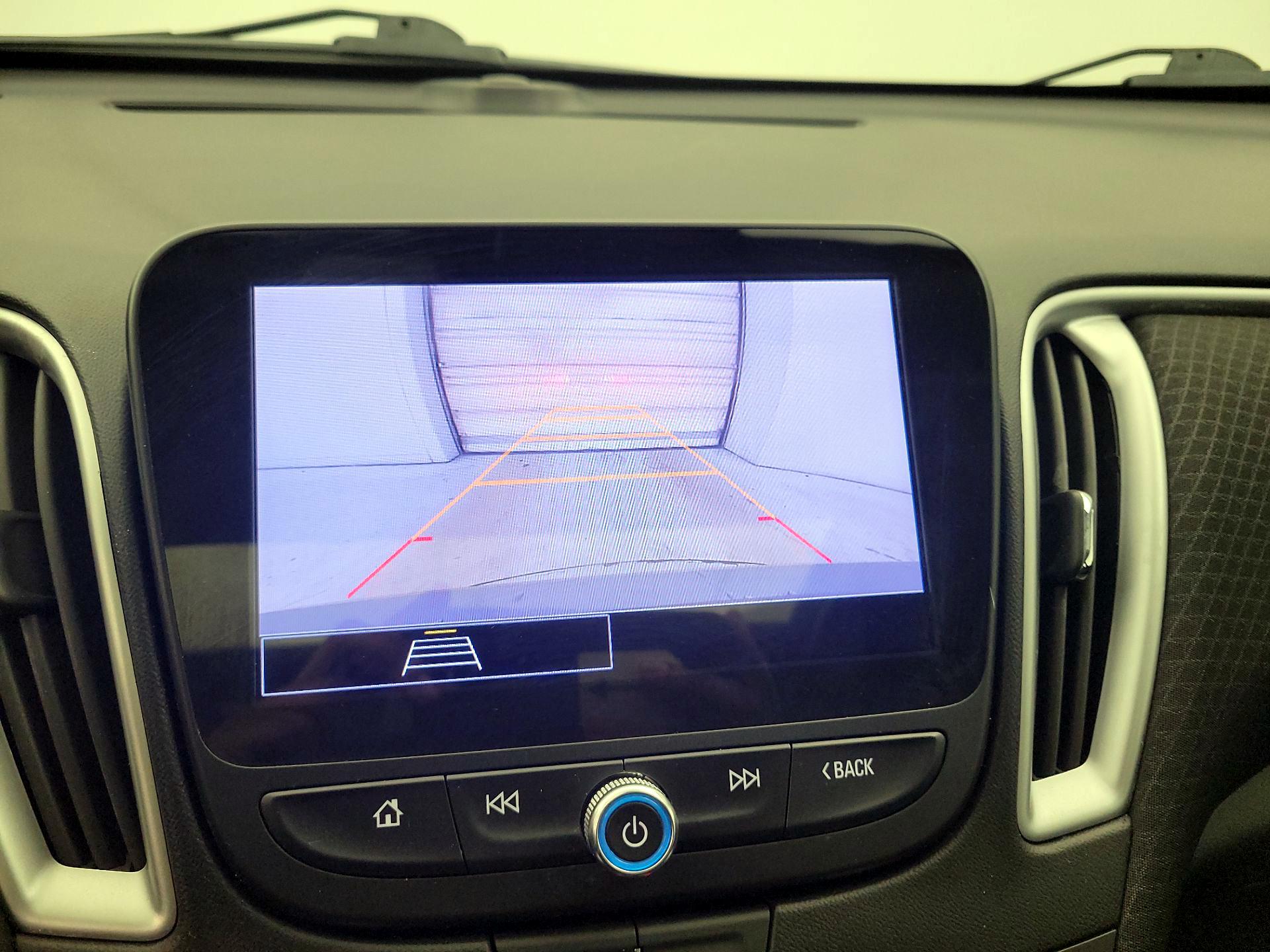 Thumbnail: 2023 Chevrolet Malibu - 14