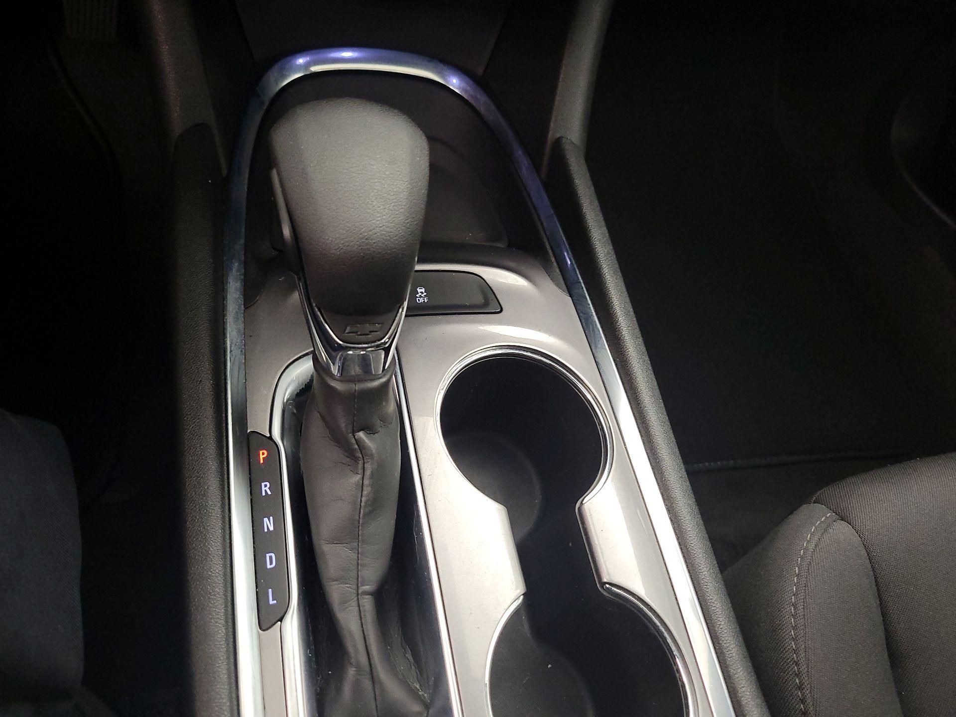 Thumbnail: 2023 Chevrolet Malibu - 17