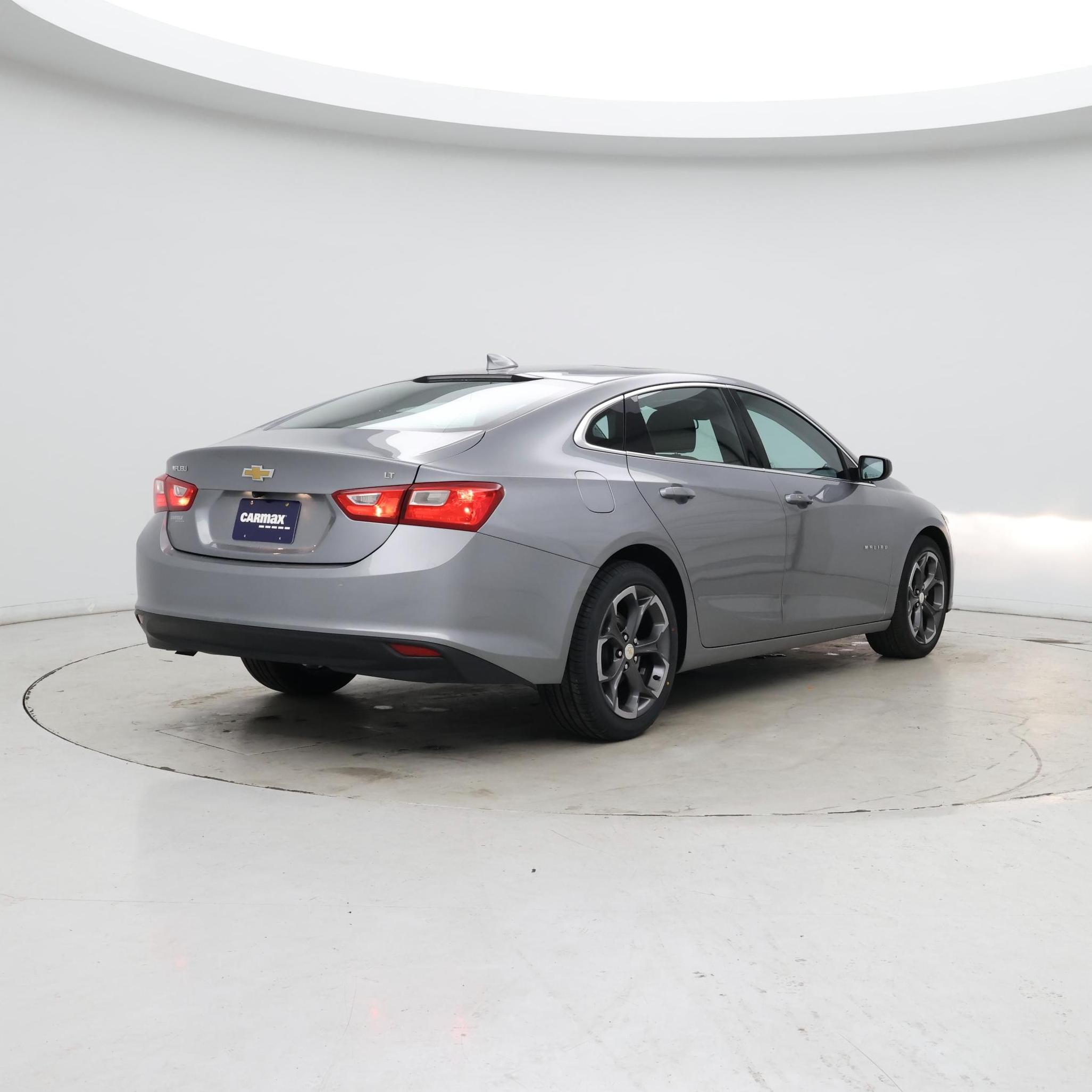 Thumbnail: 2023 Chevrolet Malibu - 8