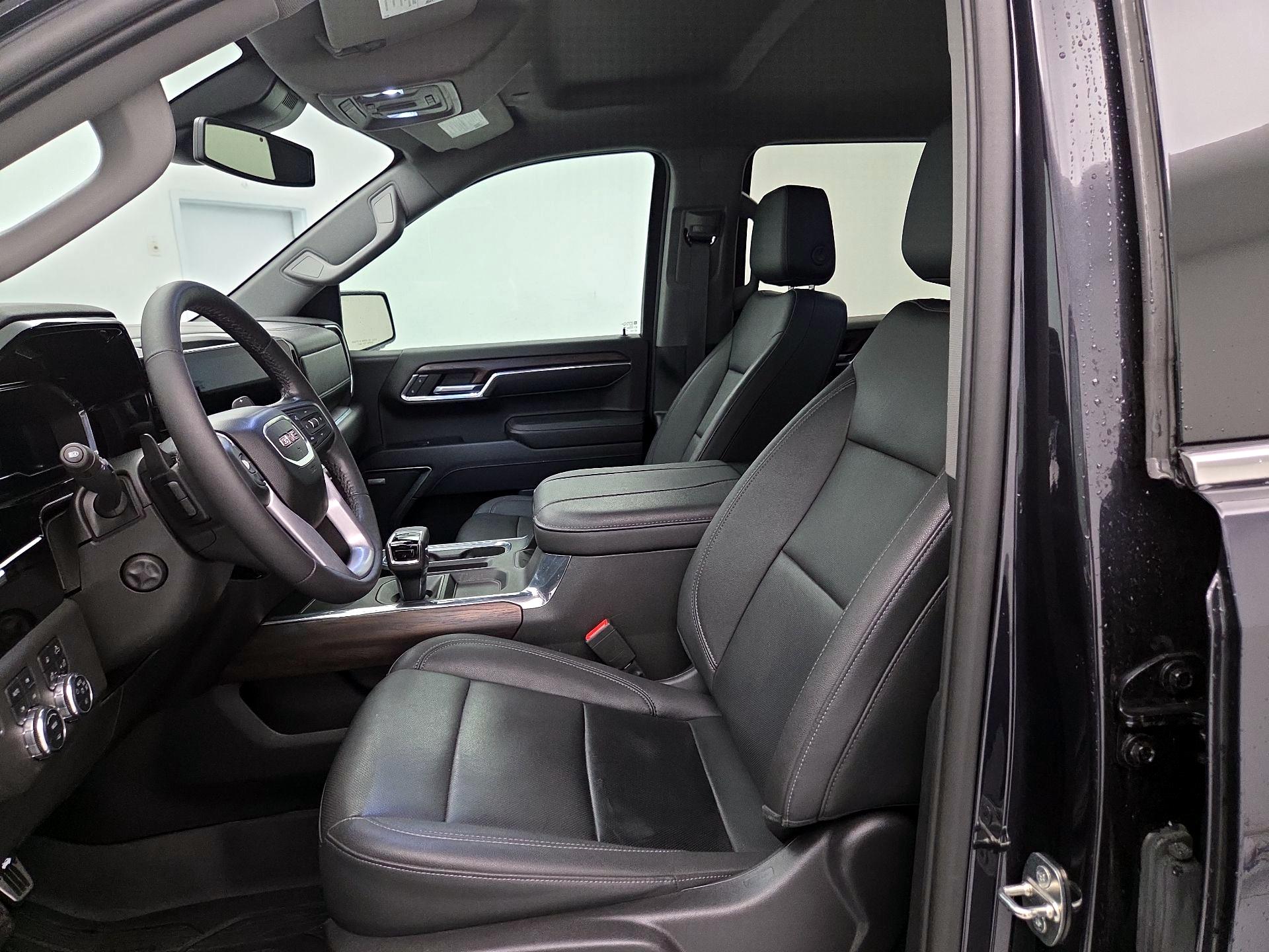 Thumbnail: 2023 GMC Sierra 1500 - 11