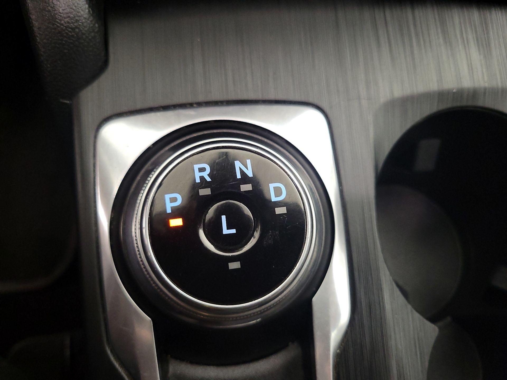 Thumbnail: 2021 Ford Escape - 17