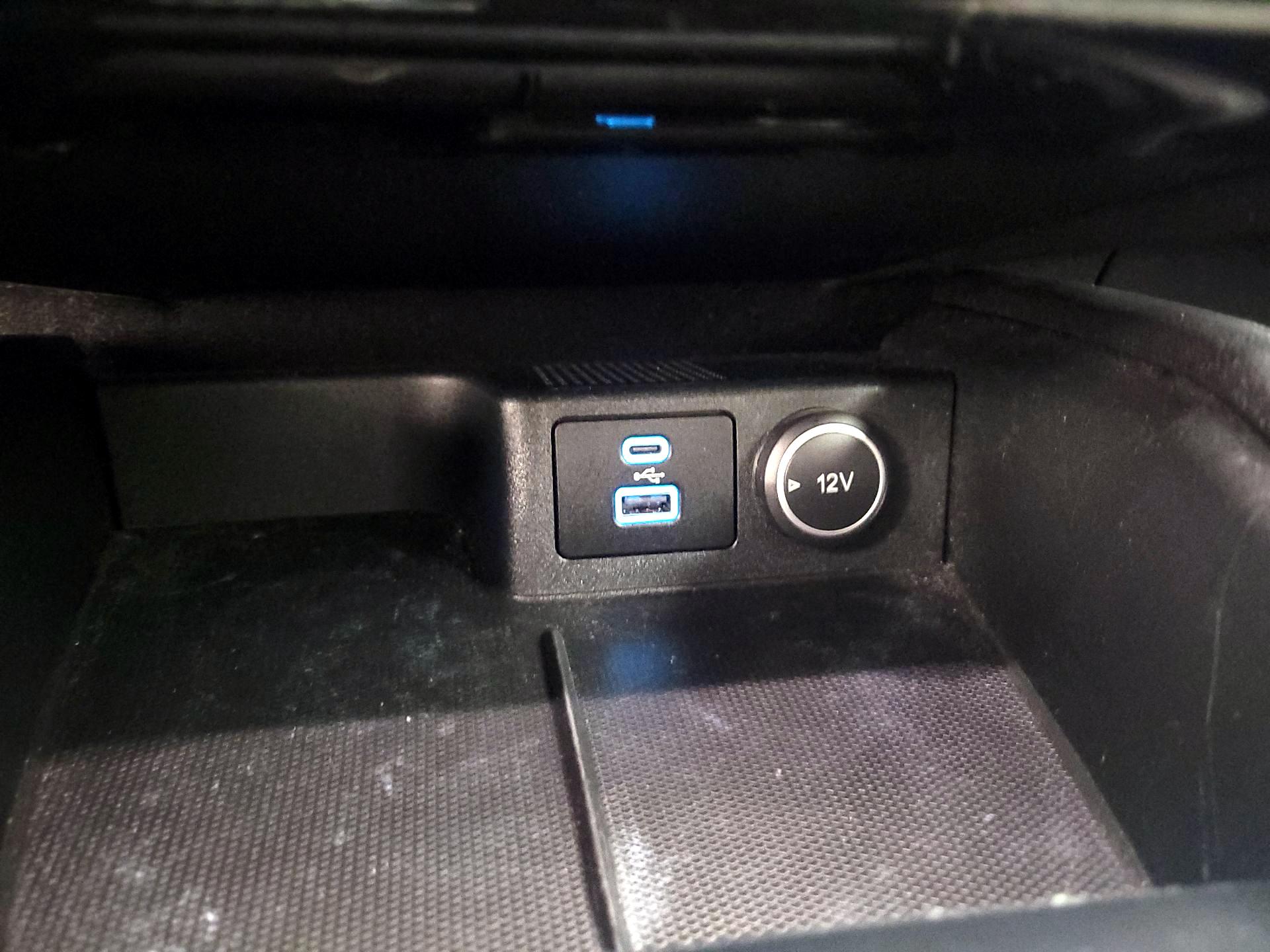 Thumbnail: 2021 Ford Escape - 18