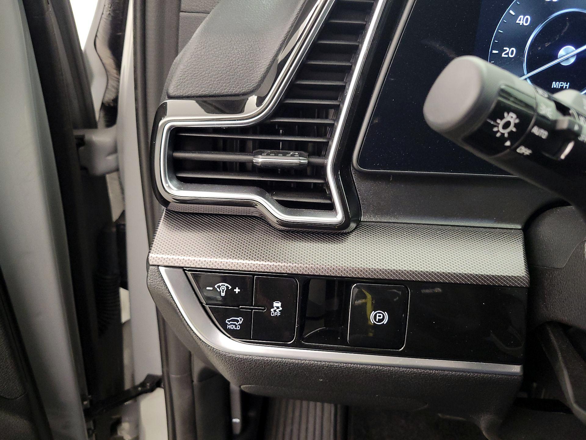 Thumbnail: 2024 Kia Sportage - 13