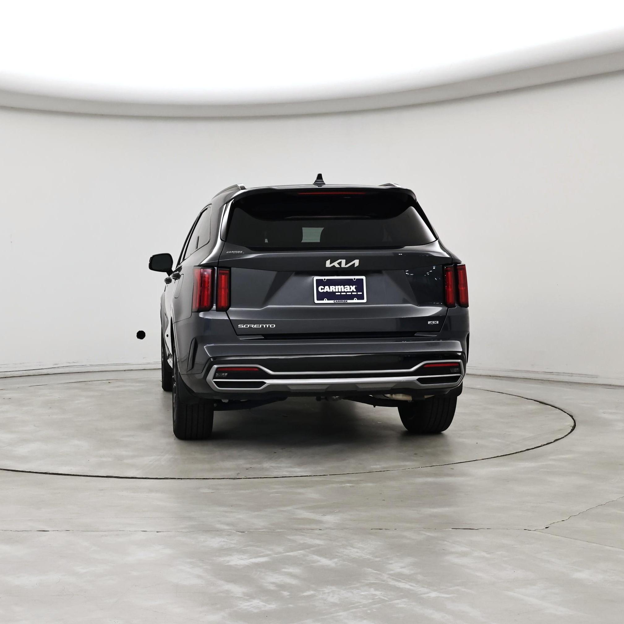 Thumbnail: 2023 Kia Sorento - 6