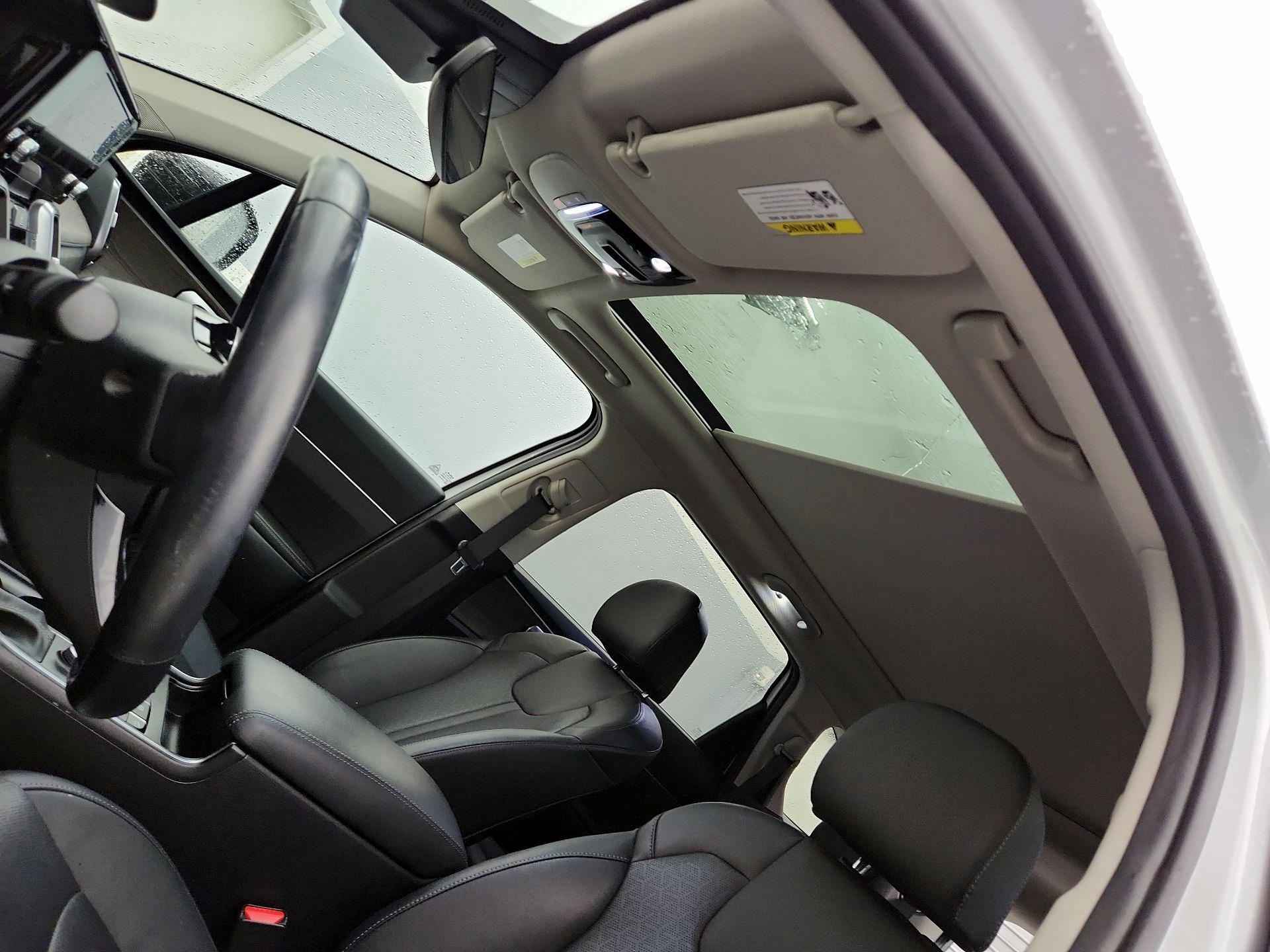 Thumbnail: 2023 Kia Sorento - 20