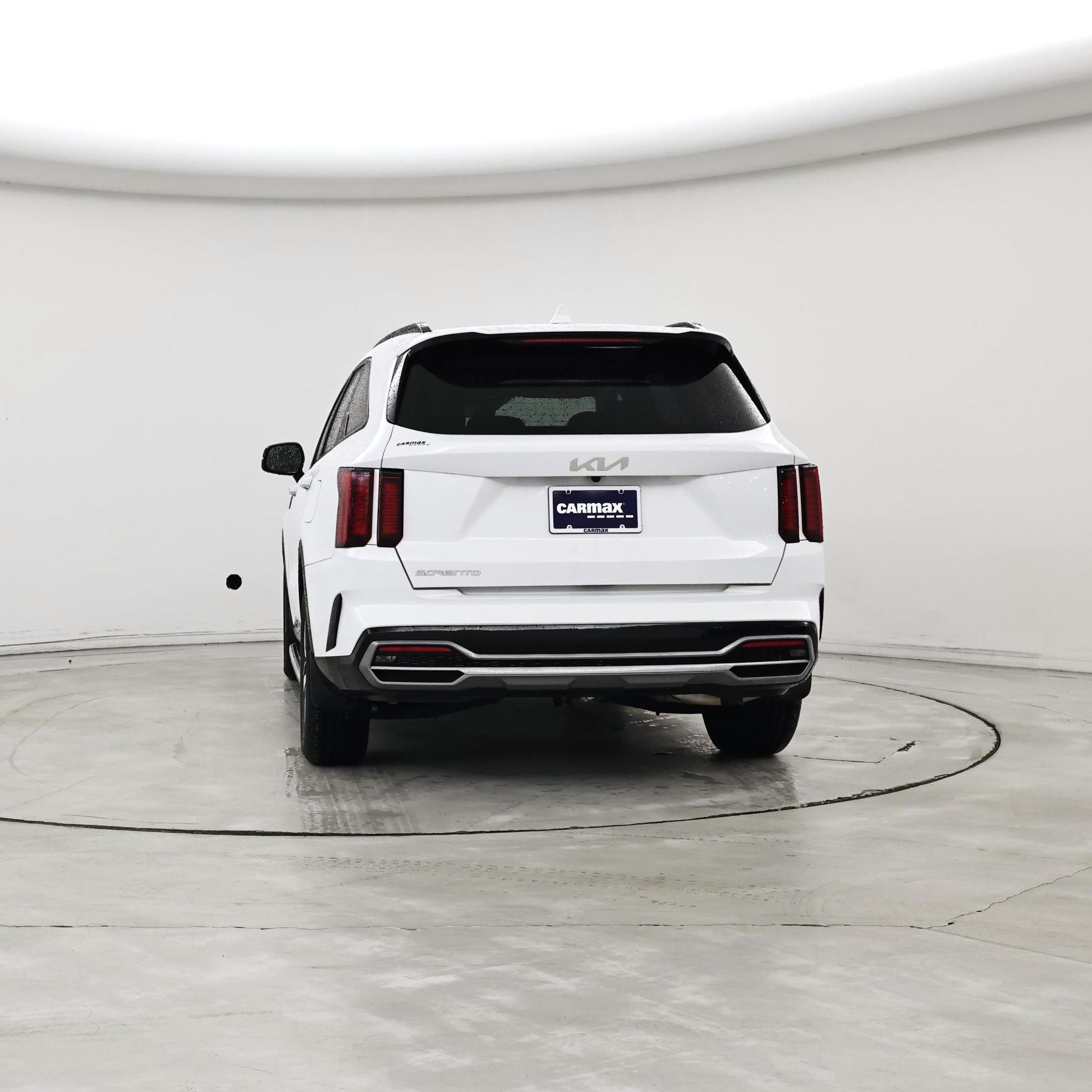 Thumbnail: 2023 Kia Sorento - 6