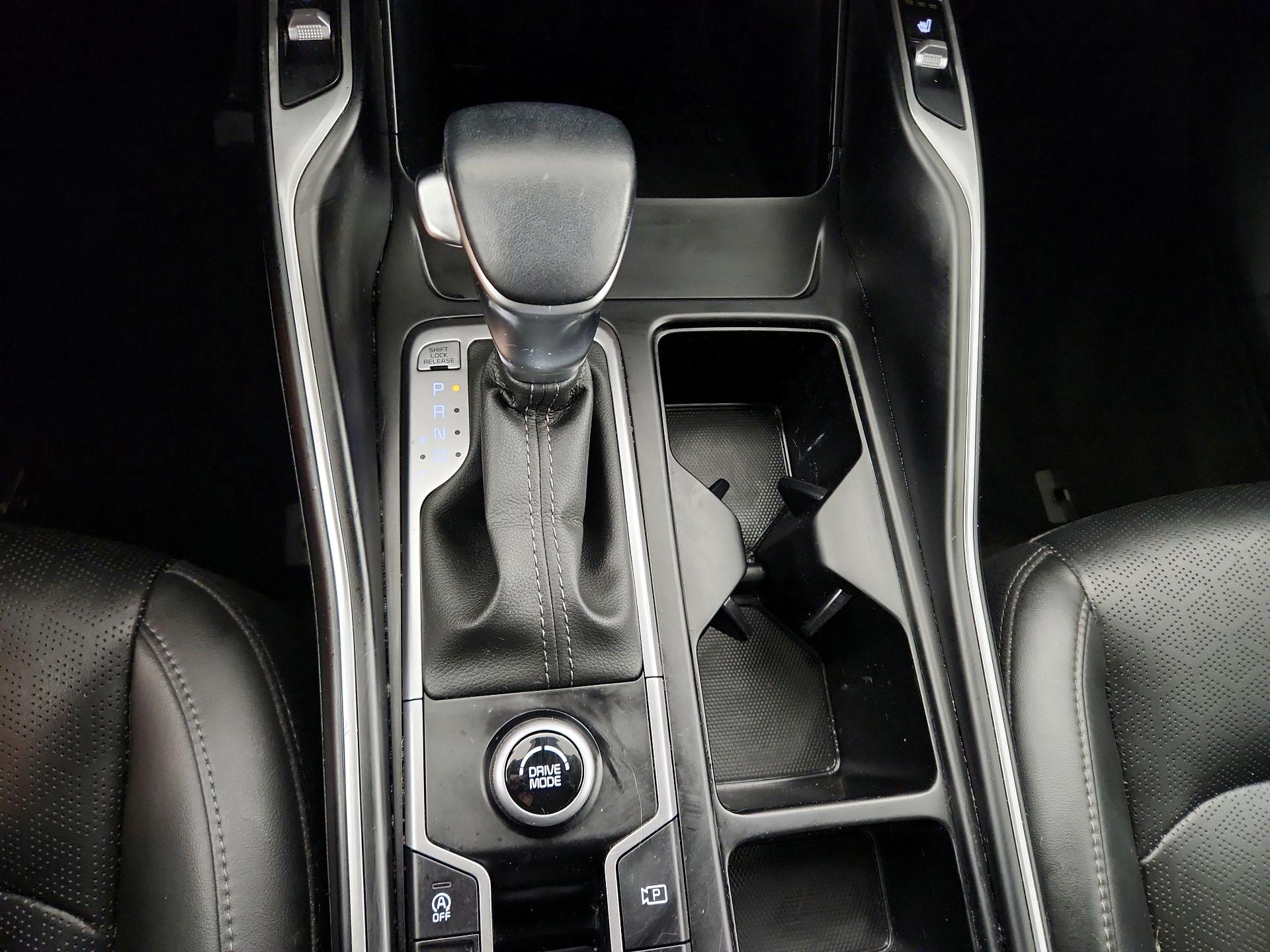 Thumbnail: 2023 Kia Sorento - 18