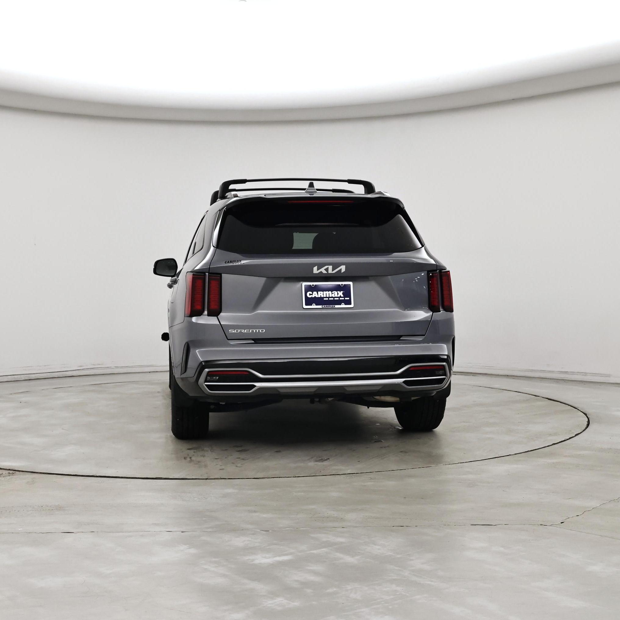 Thumbnail: 2023 Kia Sorento - 6