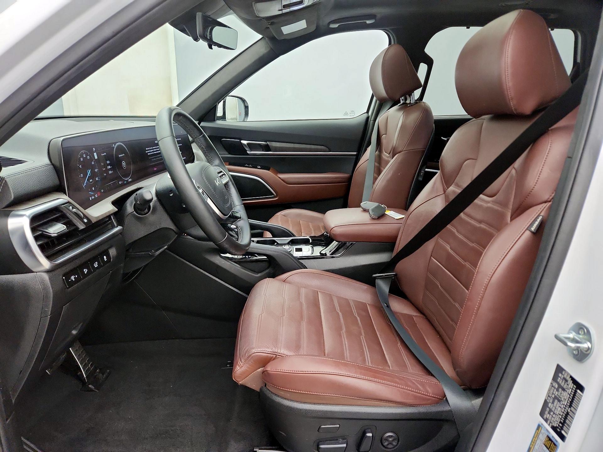 Thumbnail: 2023 Kia Telluride - 11