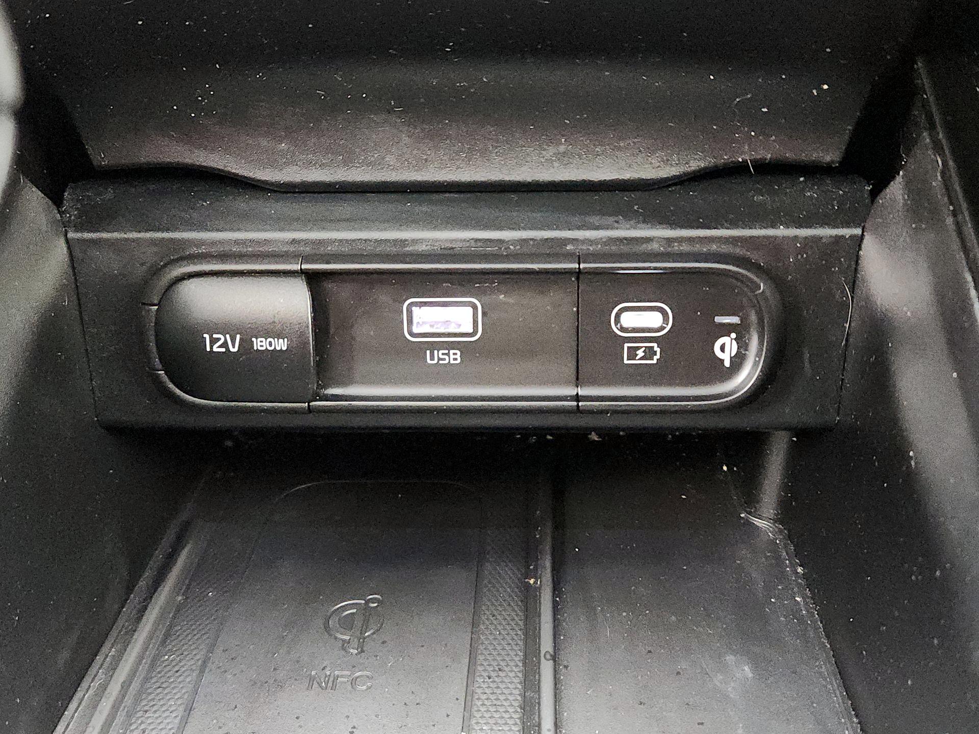 Thumbnail: 2023 Kia Telluride - 19