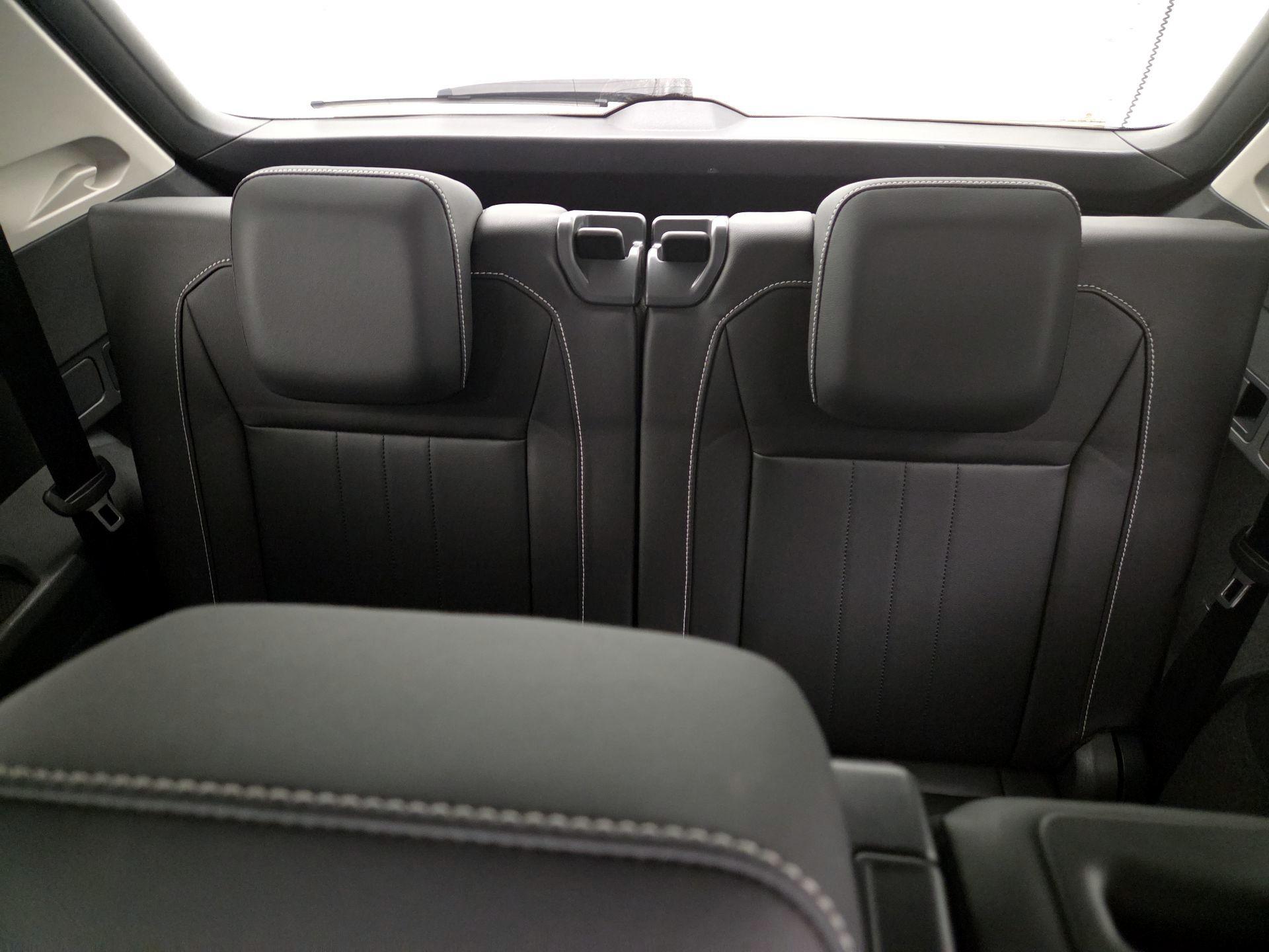 Thumbnail: 2023 Volkswagen Tiguan - 20