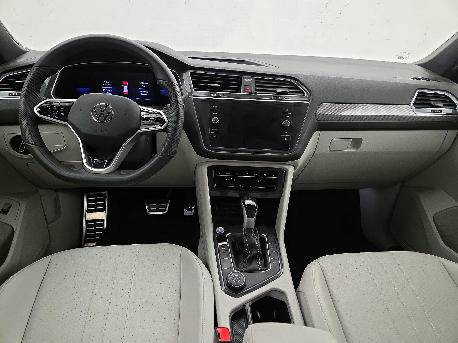 Thumbnail: 2022 Volkswagen Tiguan - 9