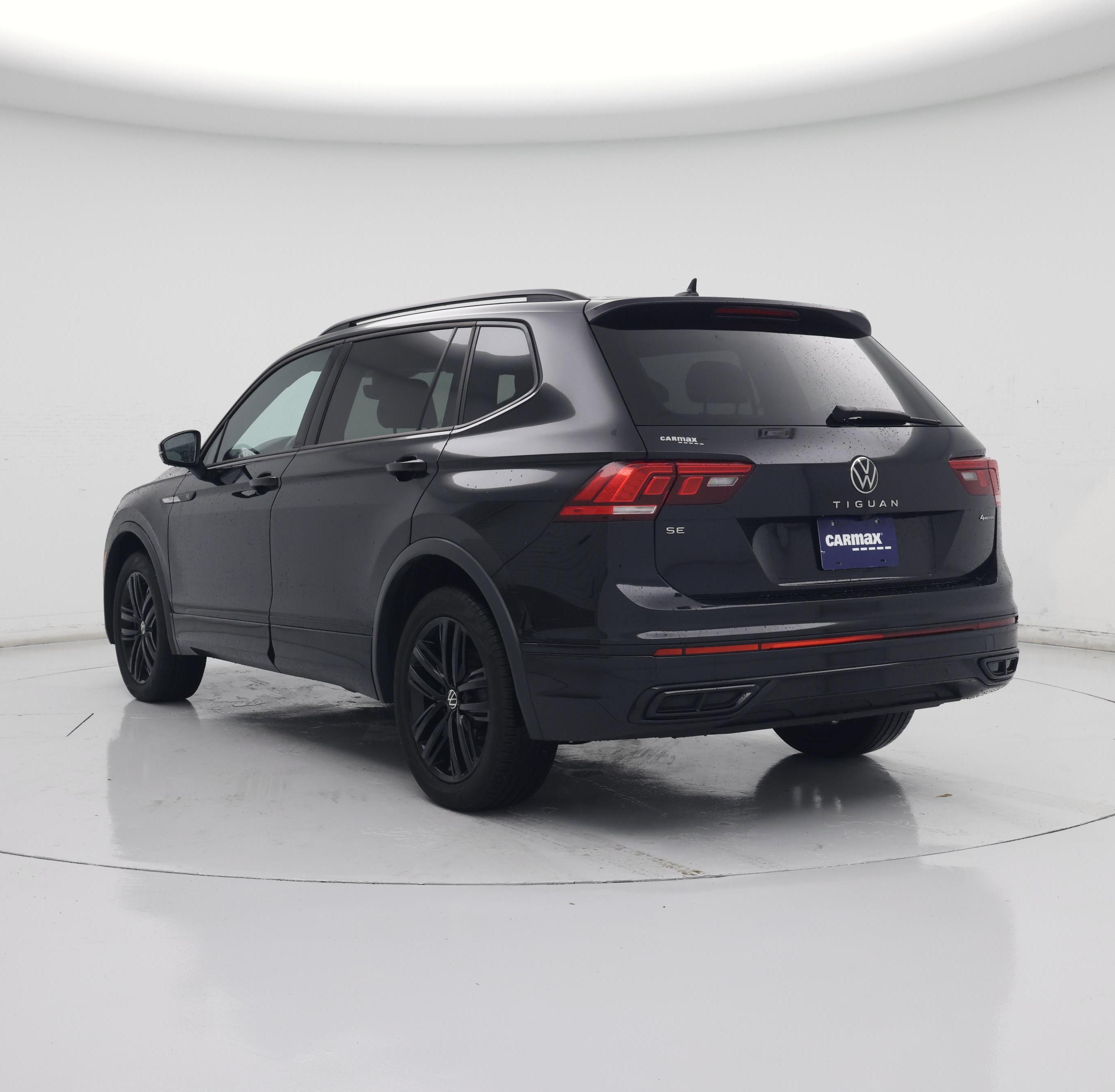 Thumbnail: 2022 Volkswagen Tiguan - 2