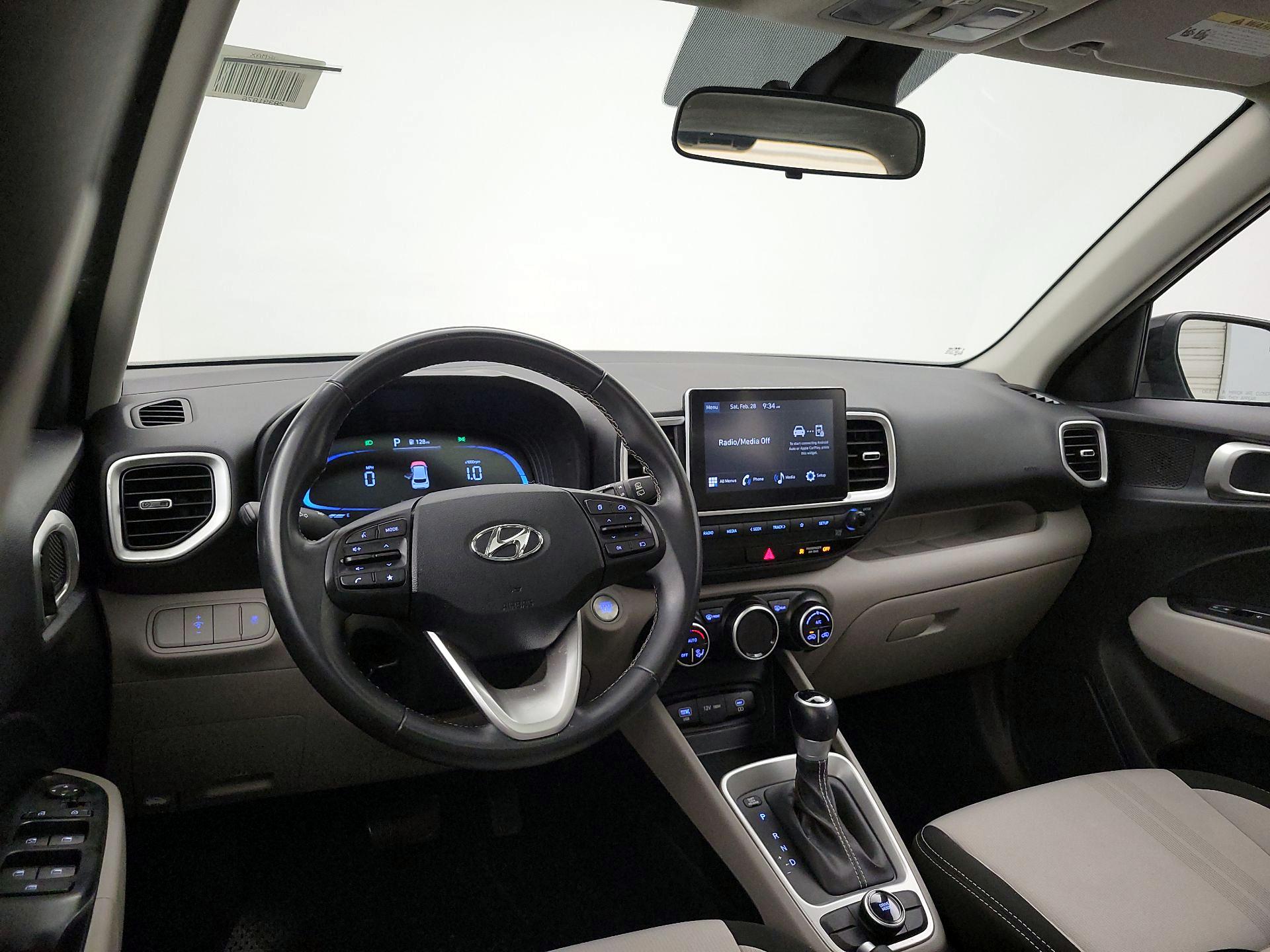 Thumbnail: 2024 Hyundai Venue - 9