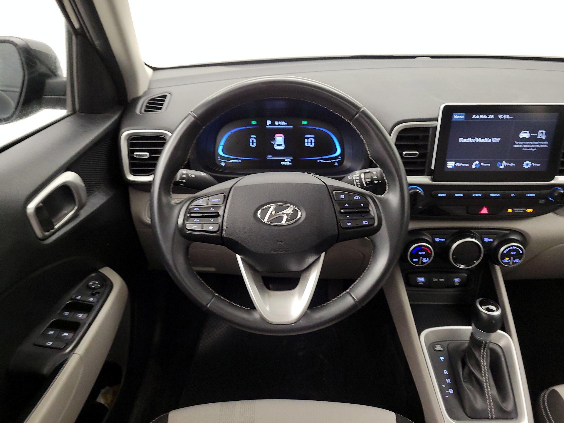 Thumbnail: 2024 Hyundai Venue - 10