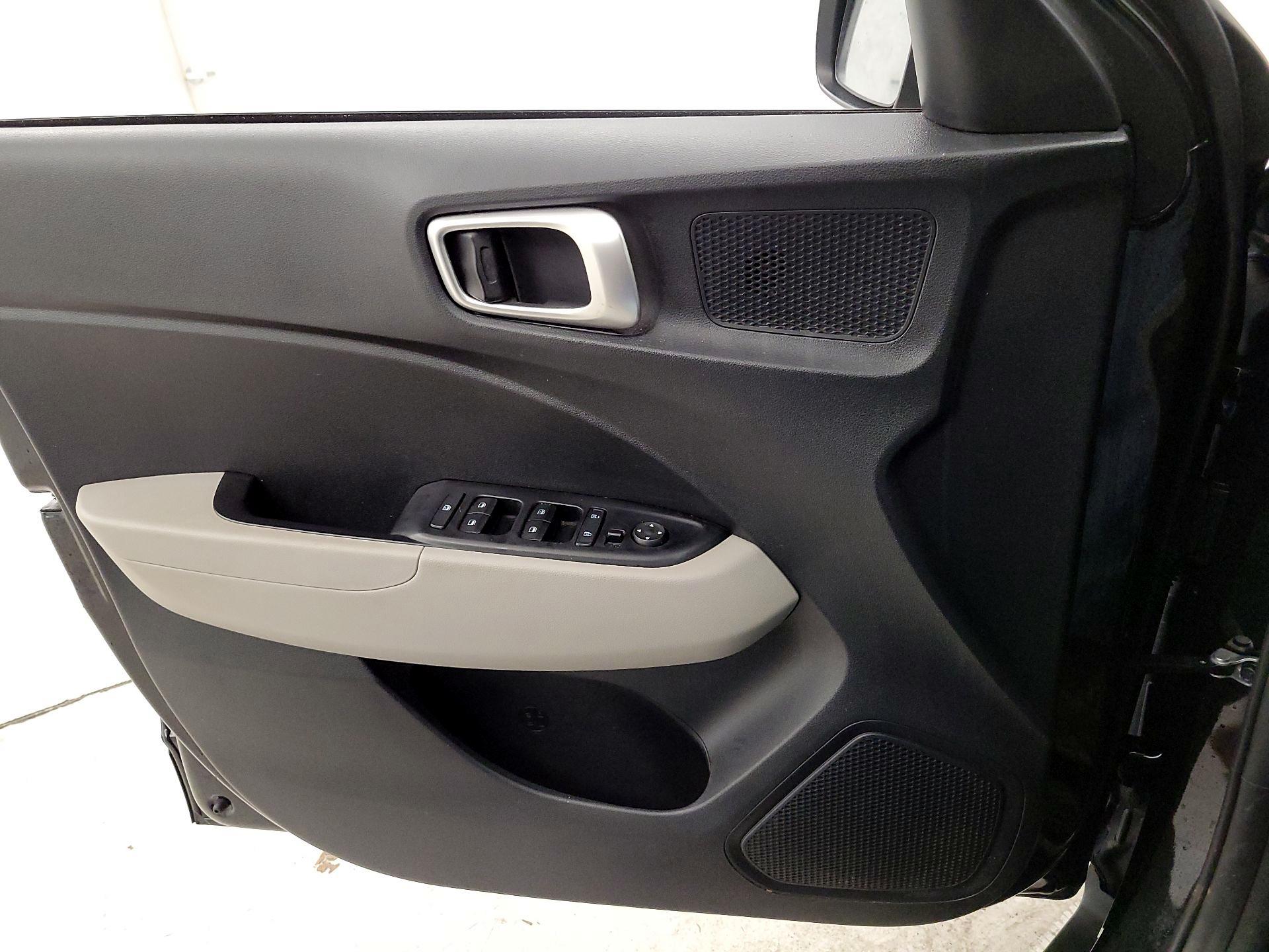 Thumbnail: 2024 Hyundai Venue - 12