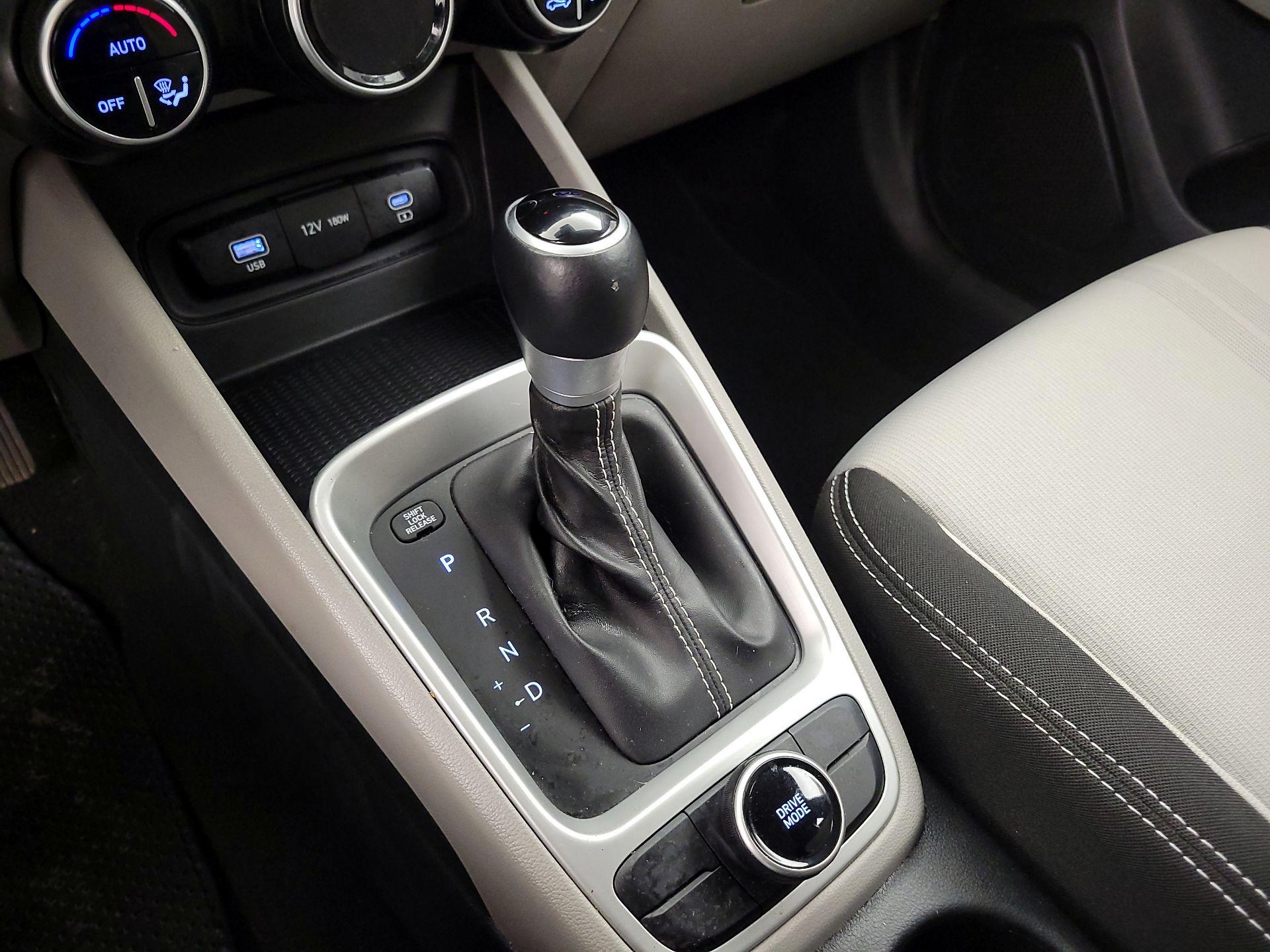 Thumbnail: 2024 Hyundai Venue - 17