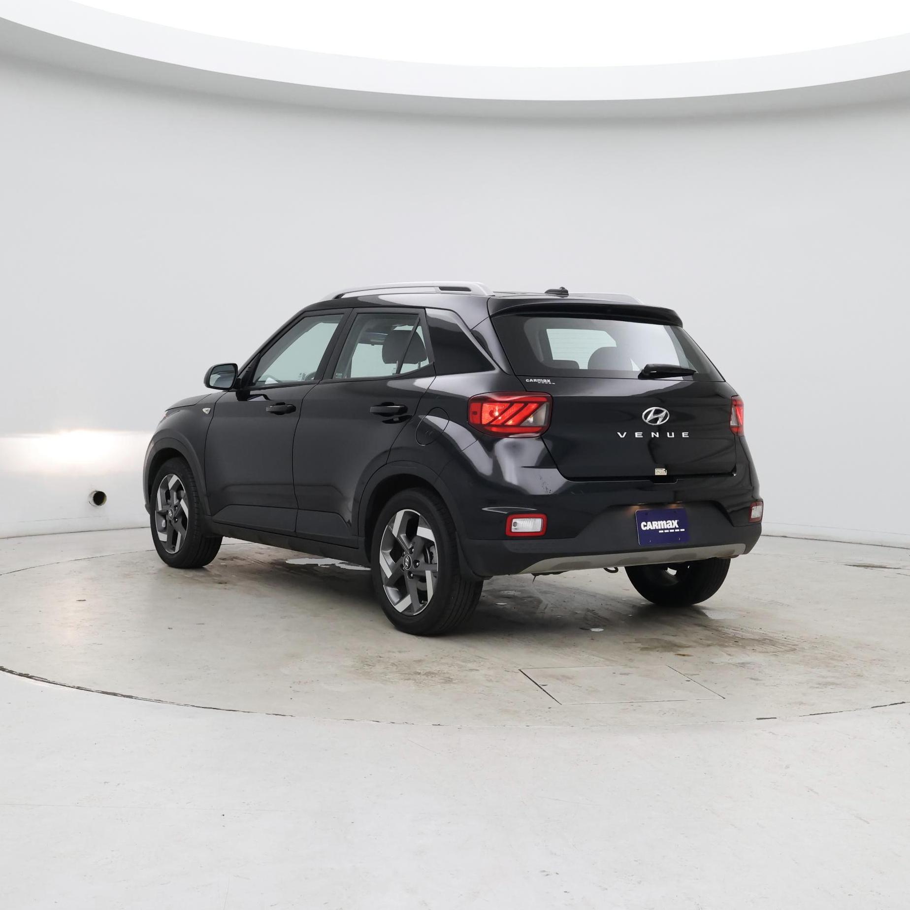 Thumbnail: 2024 Hyundai Venue - 2