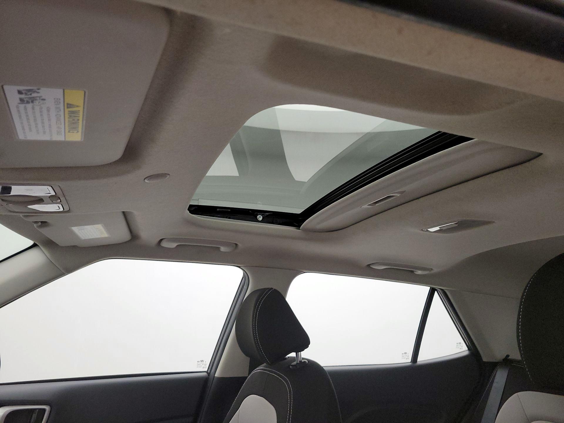 Thumbnail: 2024 Hyundai Venue - 19