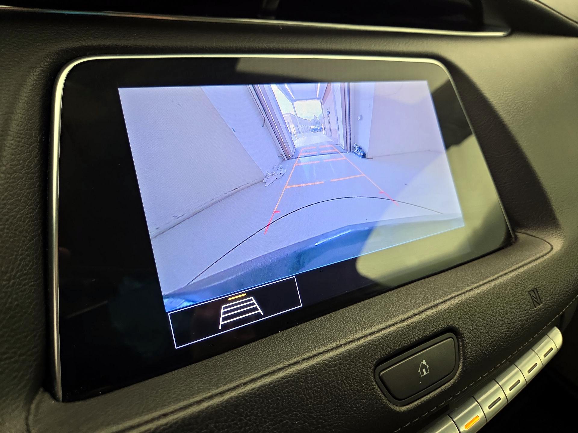 Thumbnail: 2020 Cadillac XT4 - 14