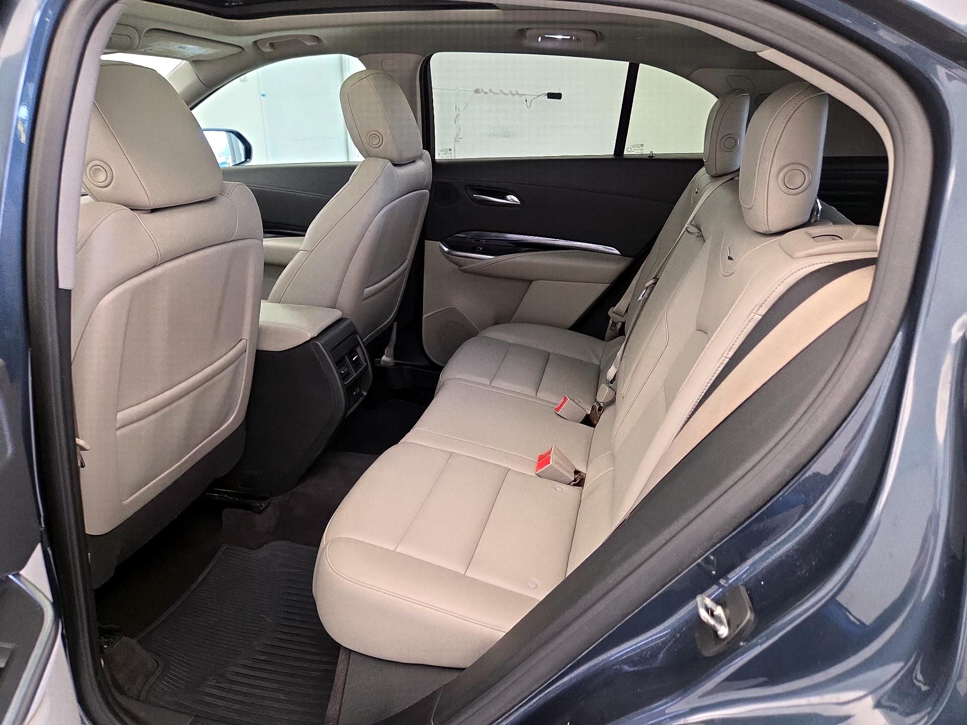 Thumbnail: 2020 Cadillac XT4 - 20