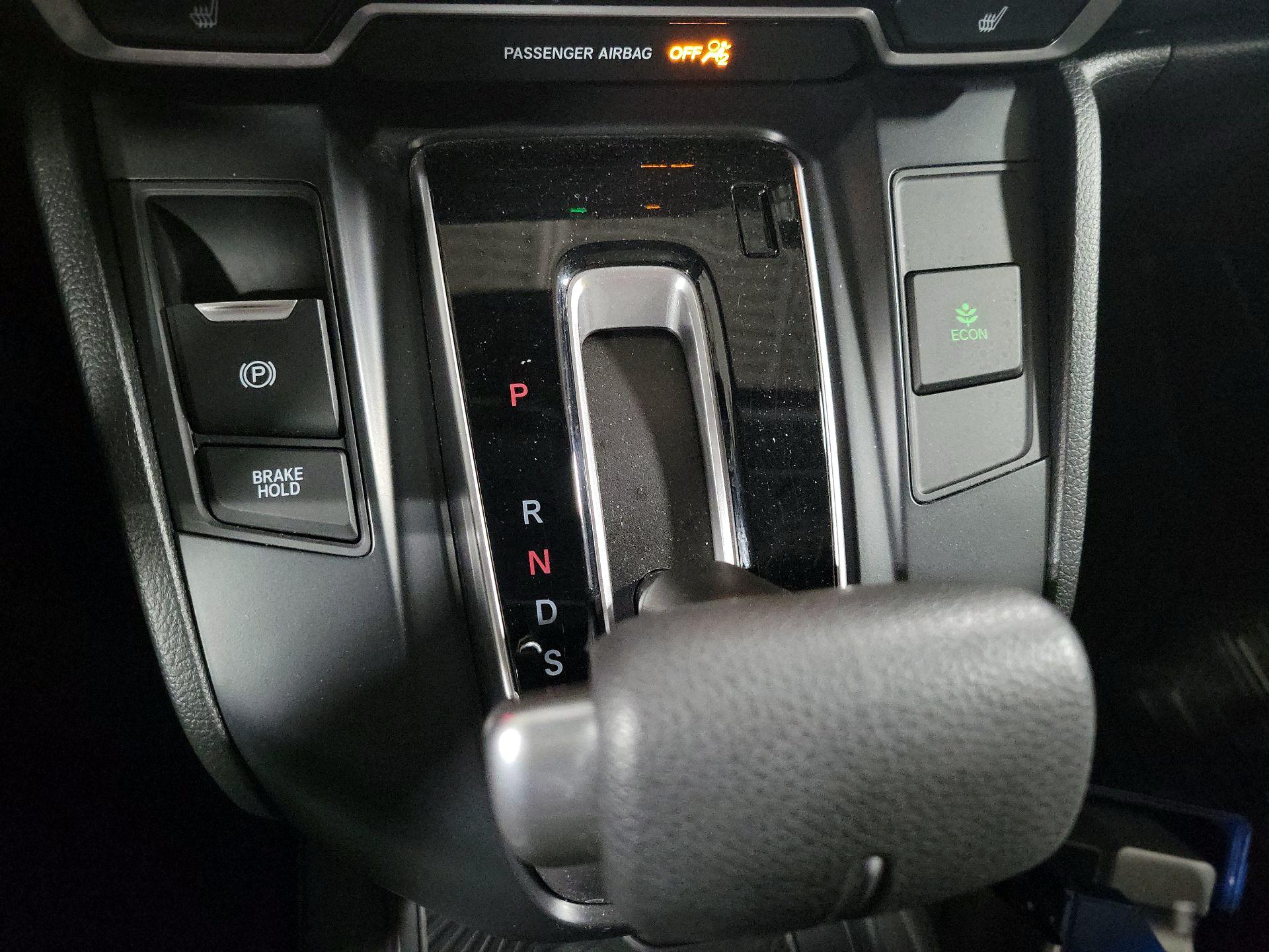 Thumbnail: 2019 Honda CR-V - 16