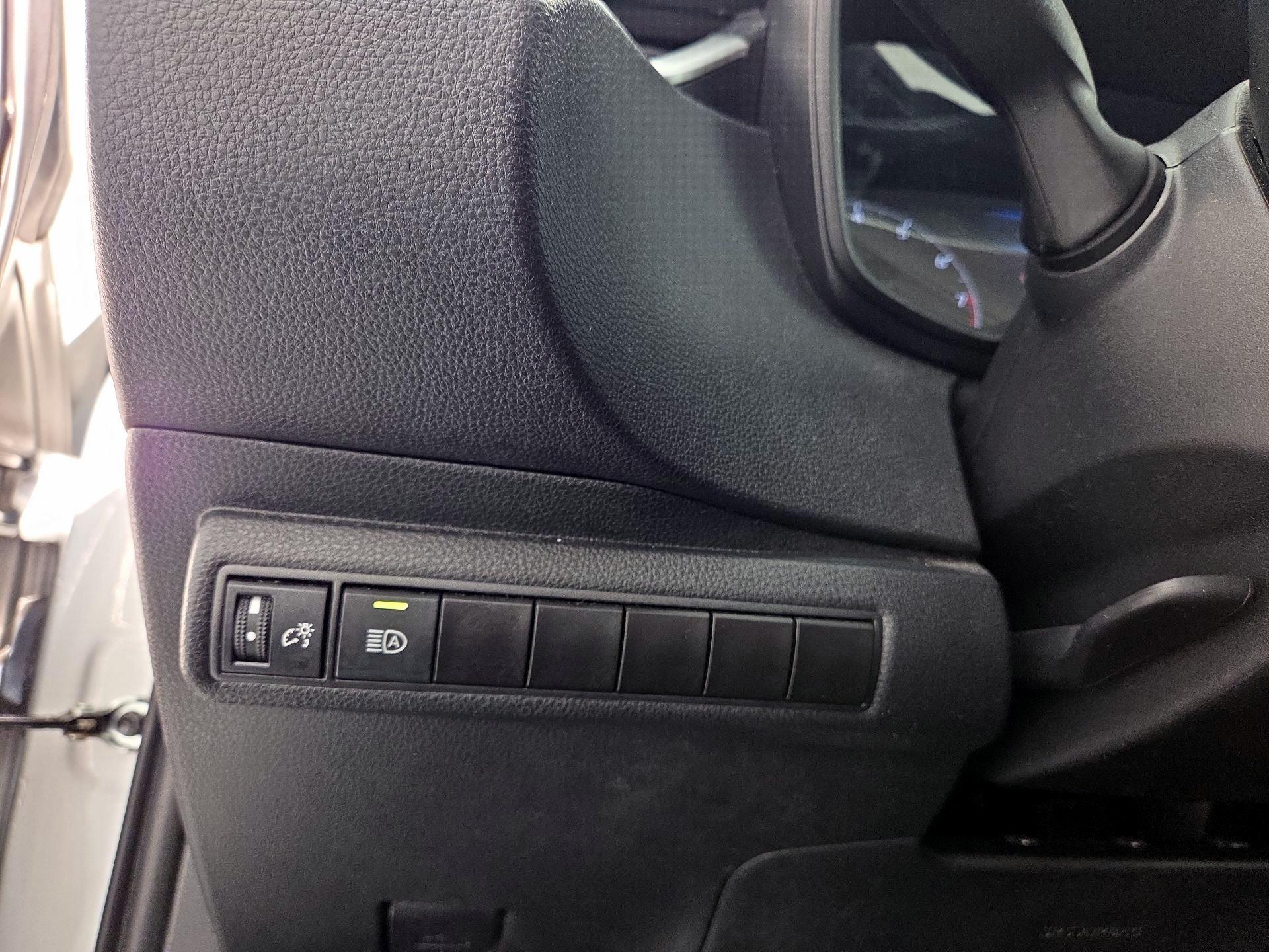 Thumbnail: 2024 Toyota Corolla - 13