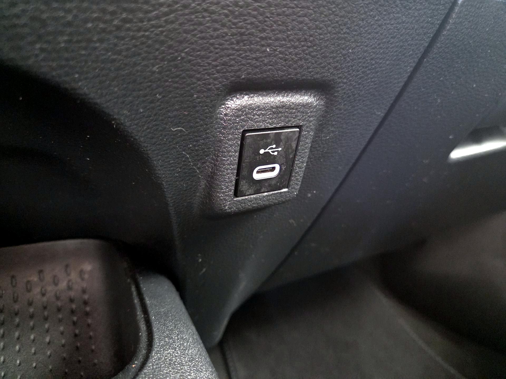 Thumbnail: 2024 Toyota Corolla - 18