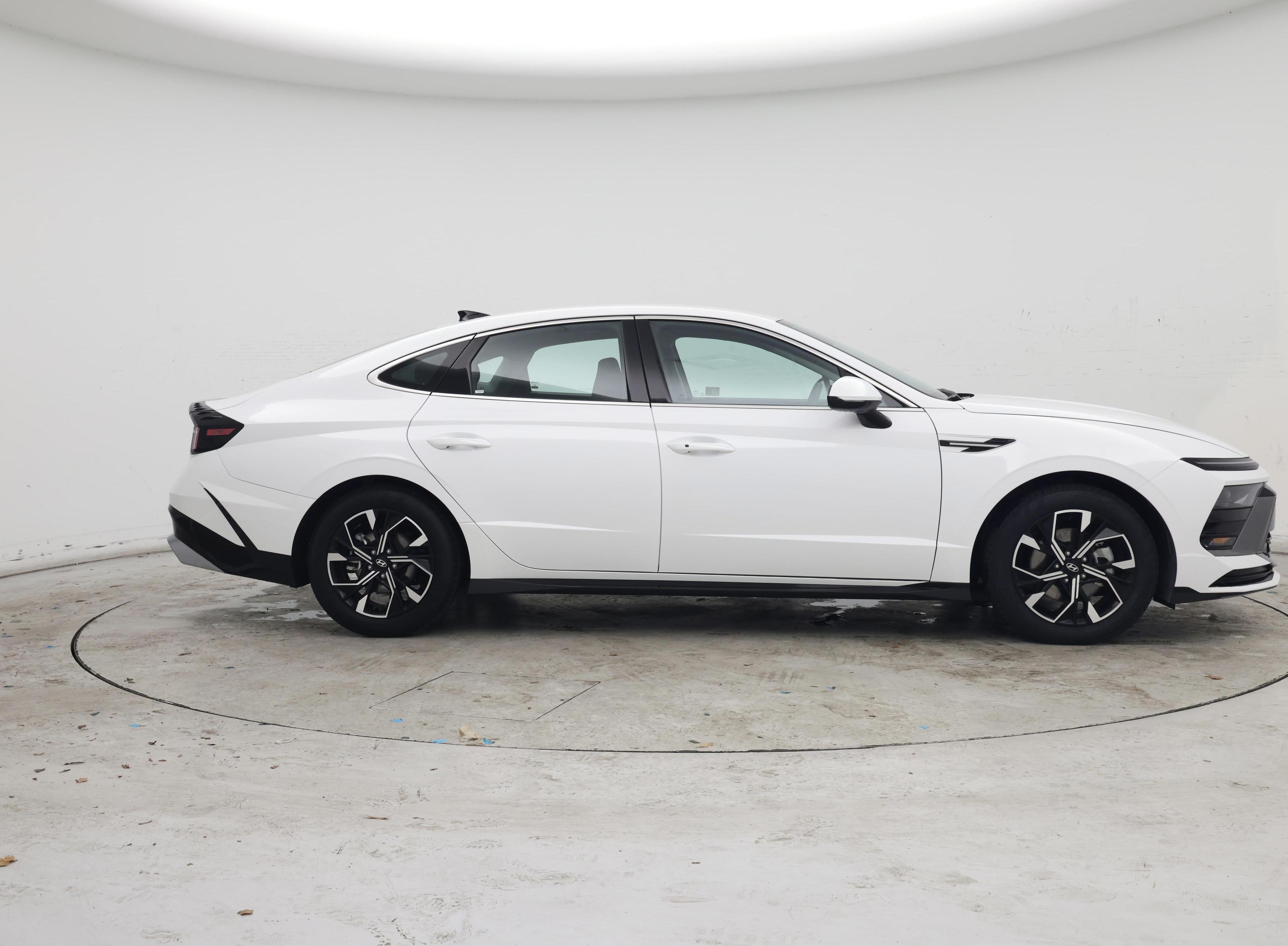 Thumbnail: 2025 Hyundai Sonata - 7