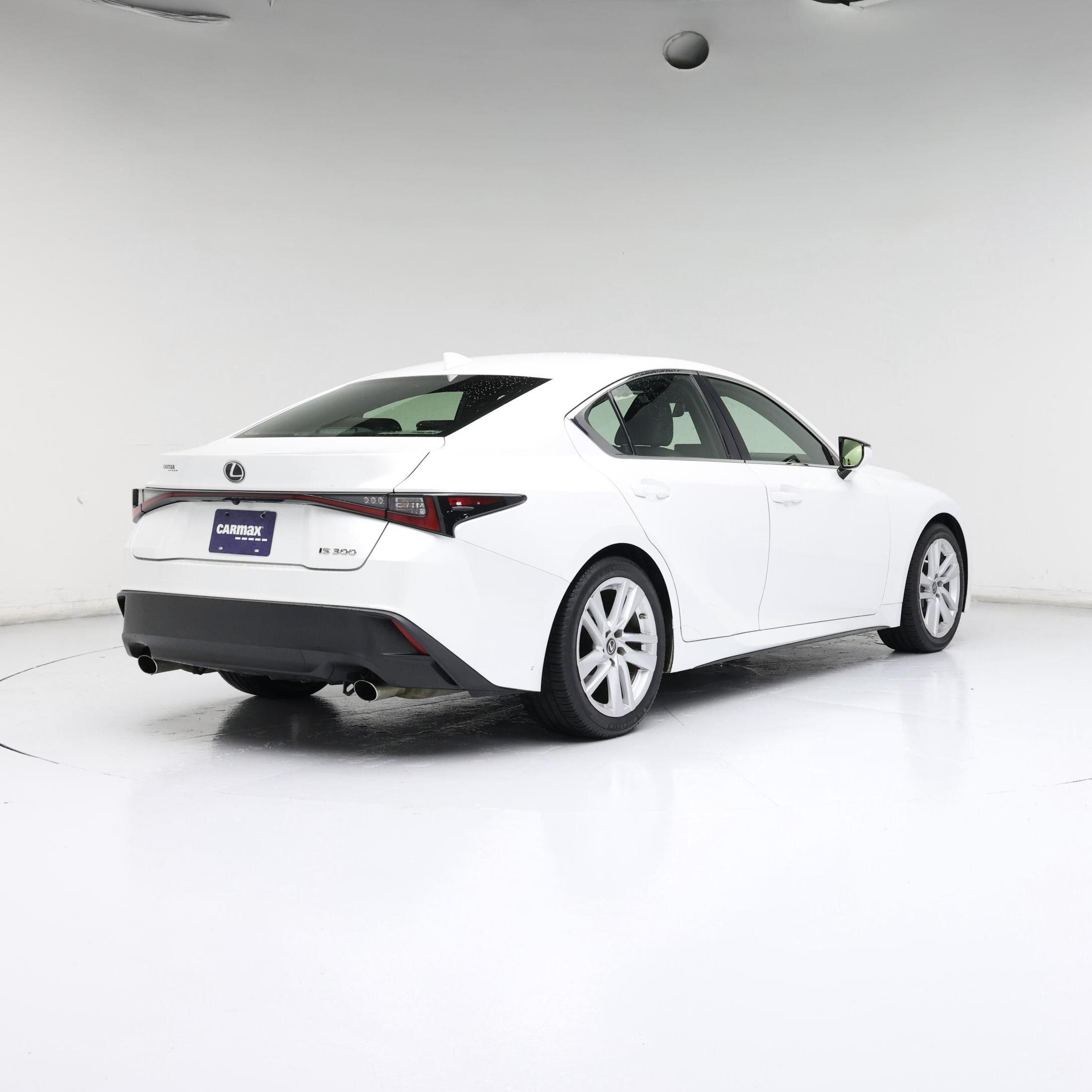 Thumbnail: 2021 Lexus IS - 8