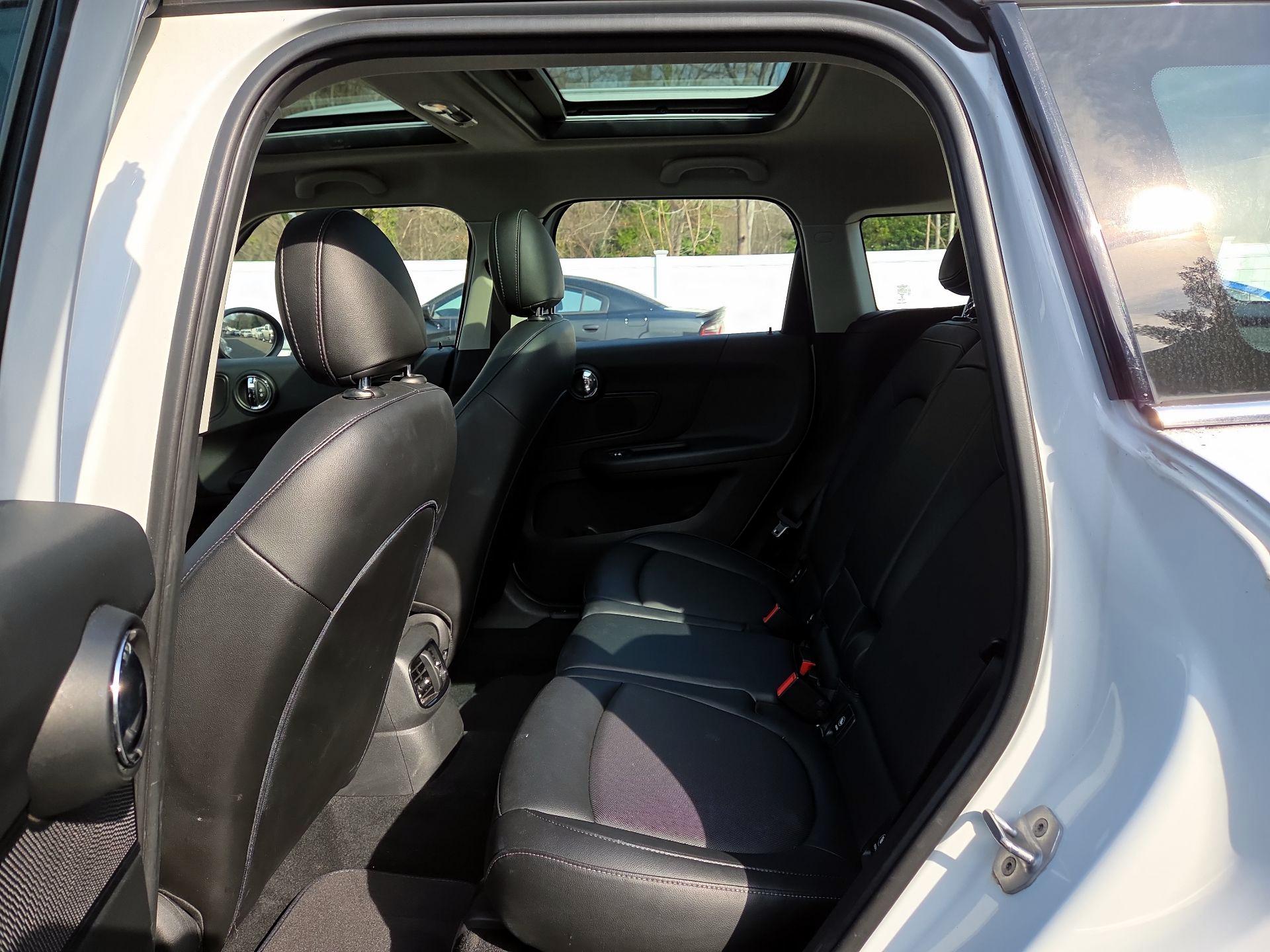 Thumbnail: 2018 MINI Cooper Countryman - 17