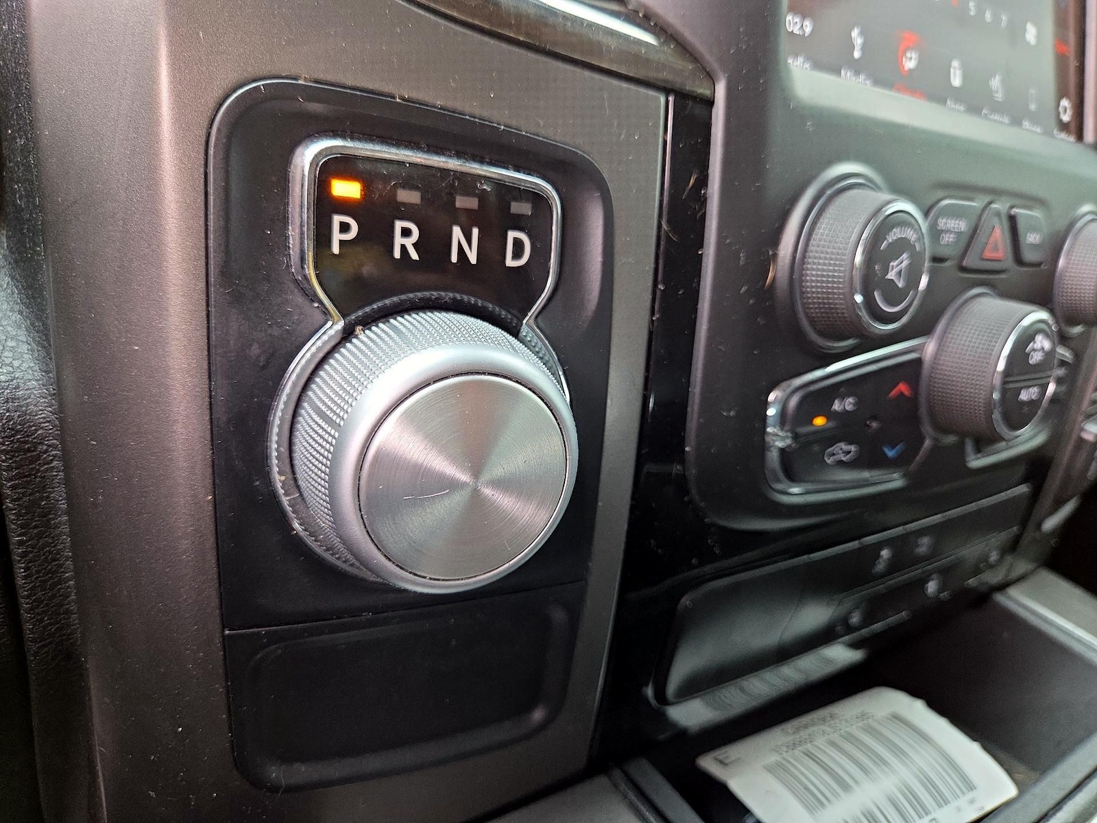 2018 RAM Ram 1500 Pickup Sport - Photo 18