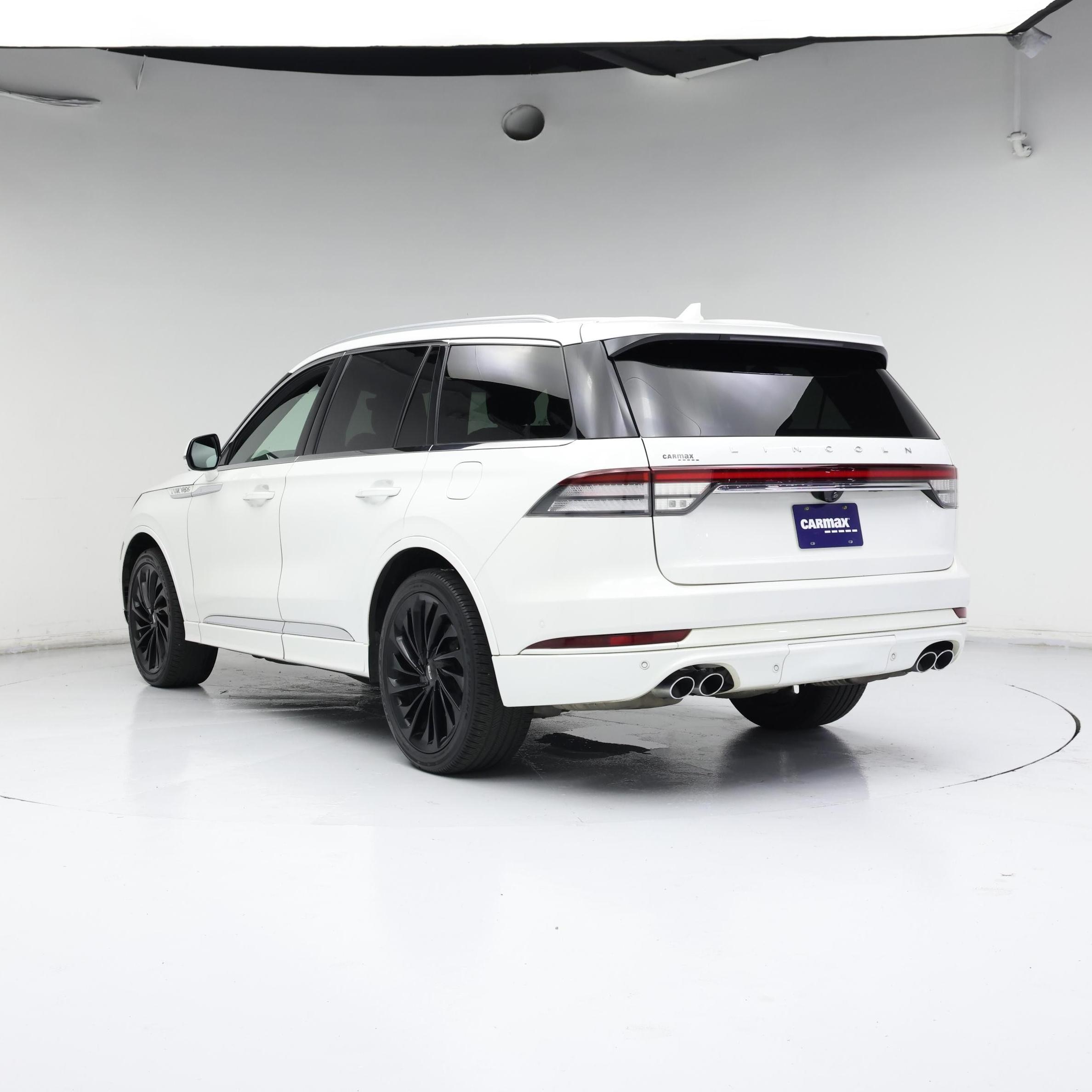 Thumbnail: 2021 Lincoln Aviator - 2