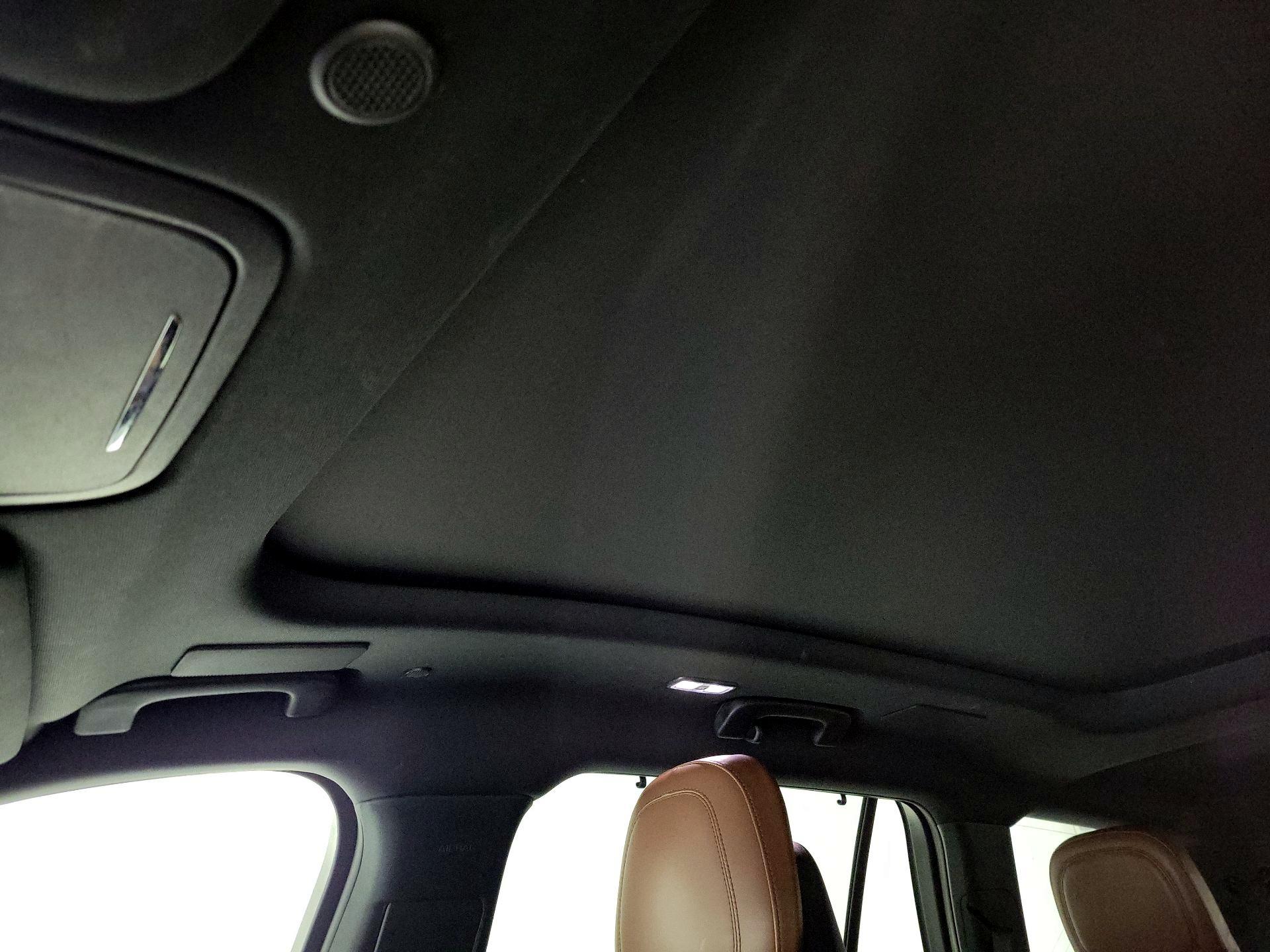 Thumbnail: 2021 Lincoln Aviator - 19