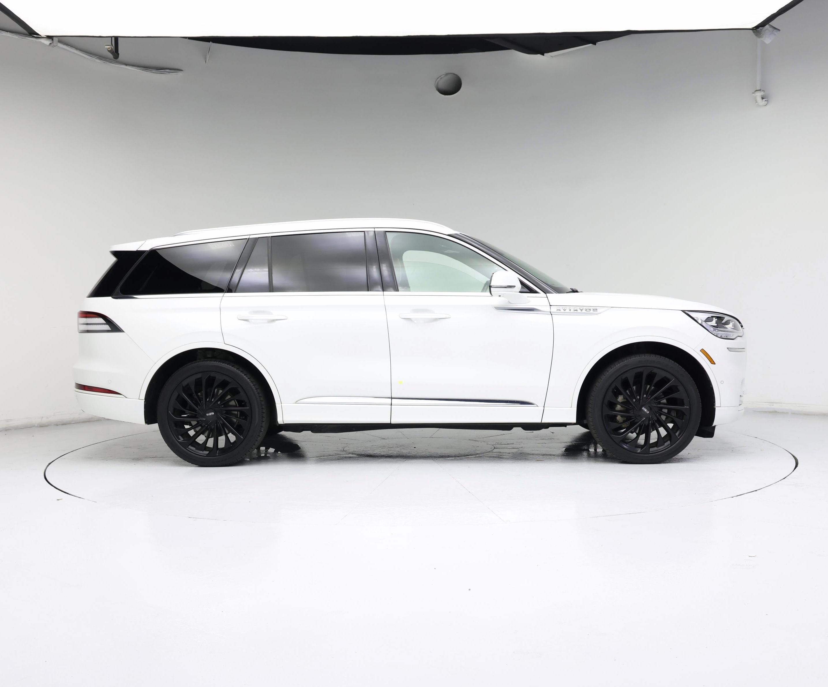 Thumbnail: 2021 Lincoln Aviator - 7