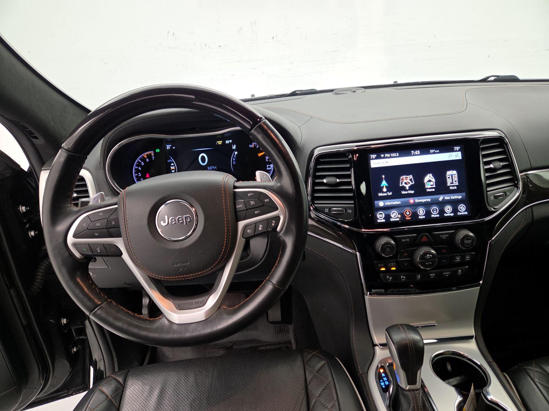 Thumbnail: 2020 Jeep Grand Cherokee - 9