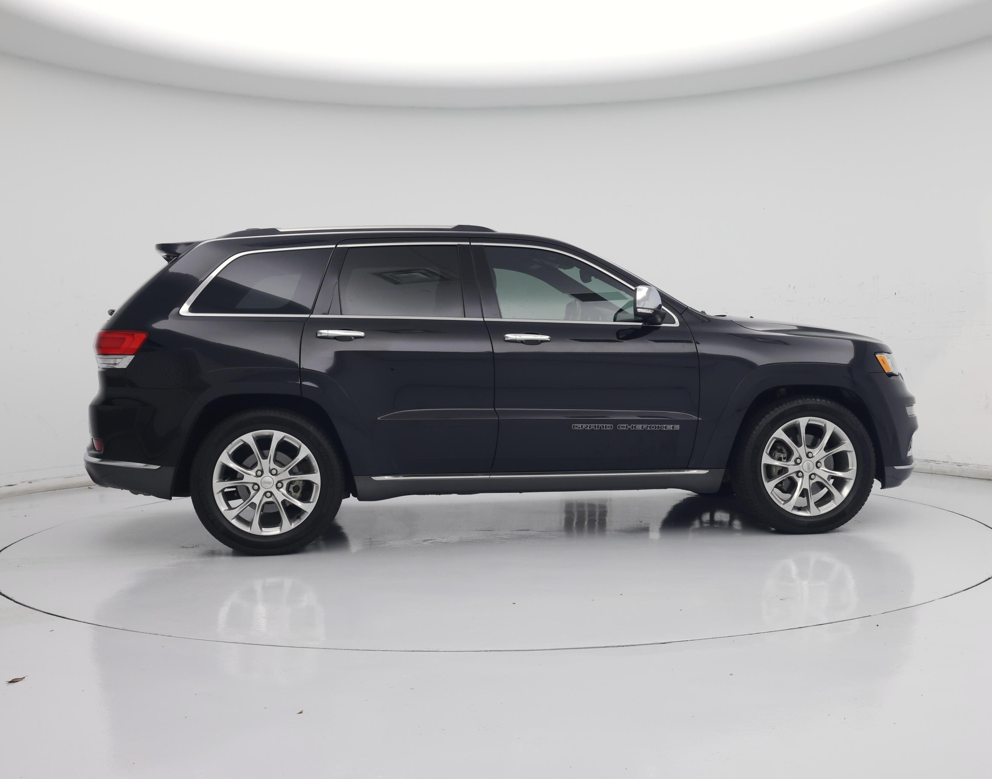 Thumbnail: 2020 Jeep Grand Cherokee - 7